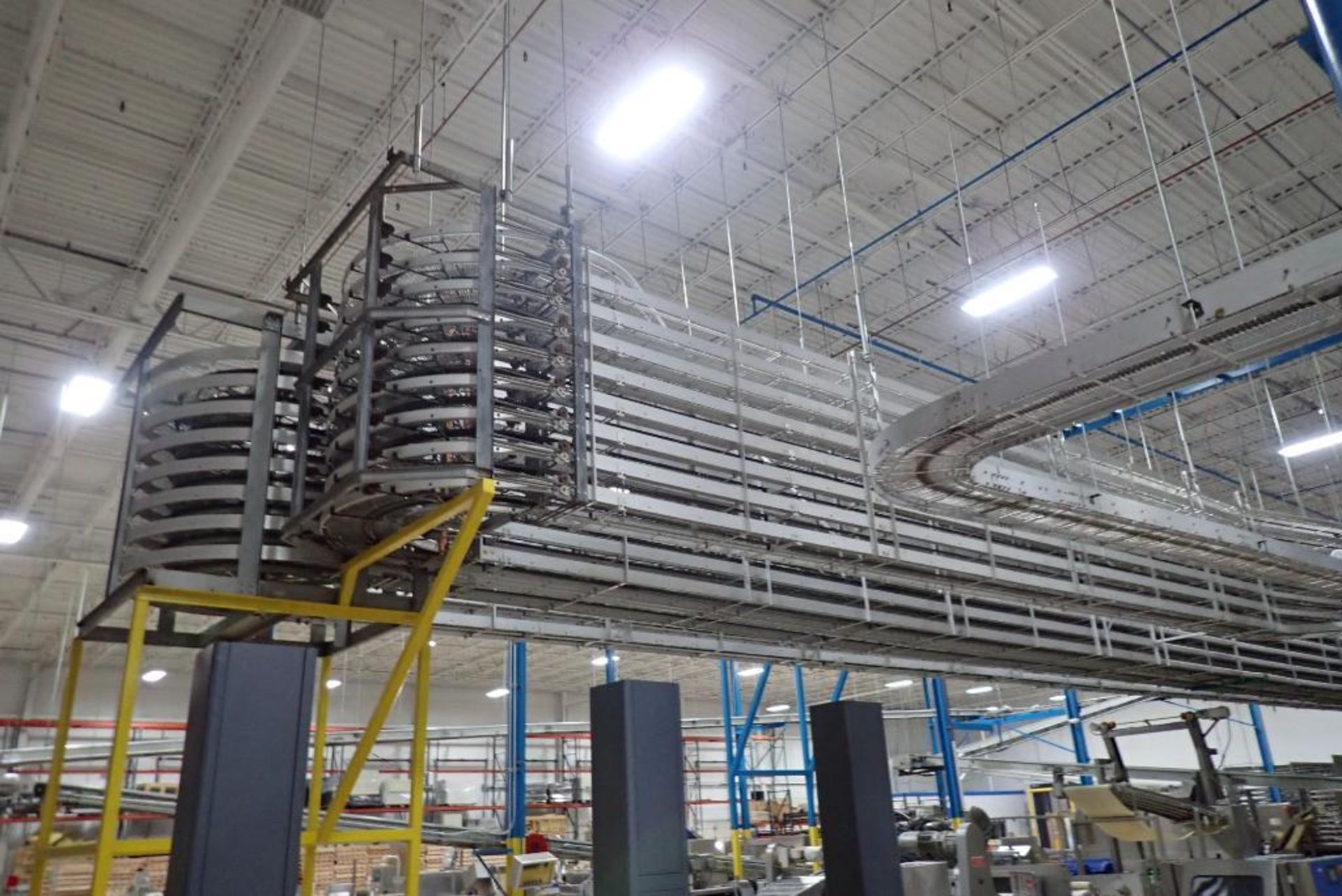 Stewart Systems racetrack overhead cooling conveyor - Image 2 of 18