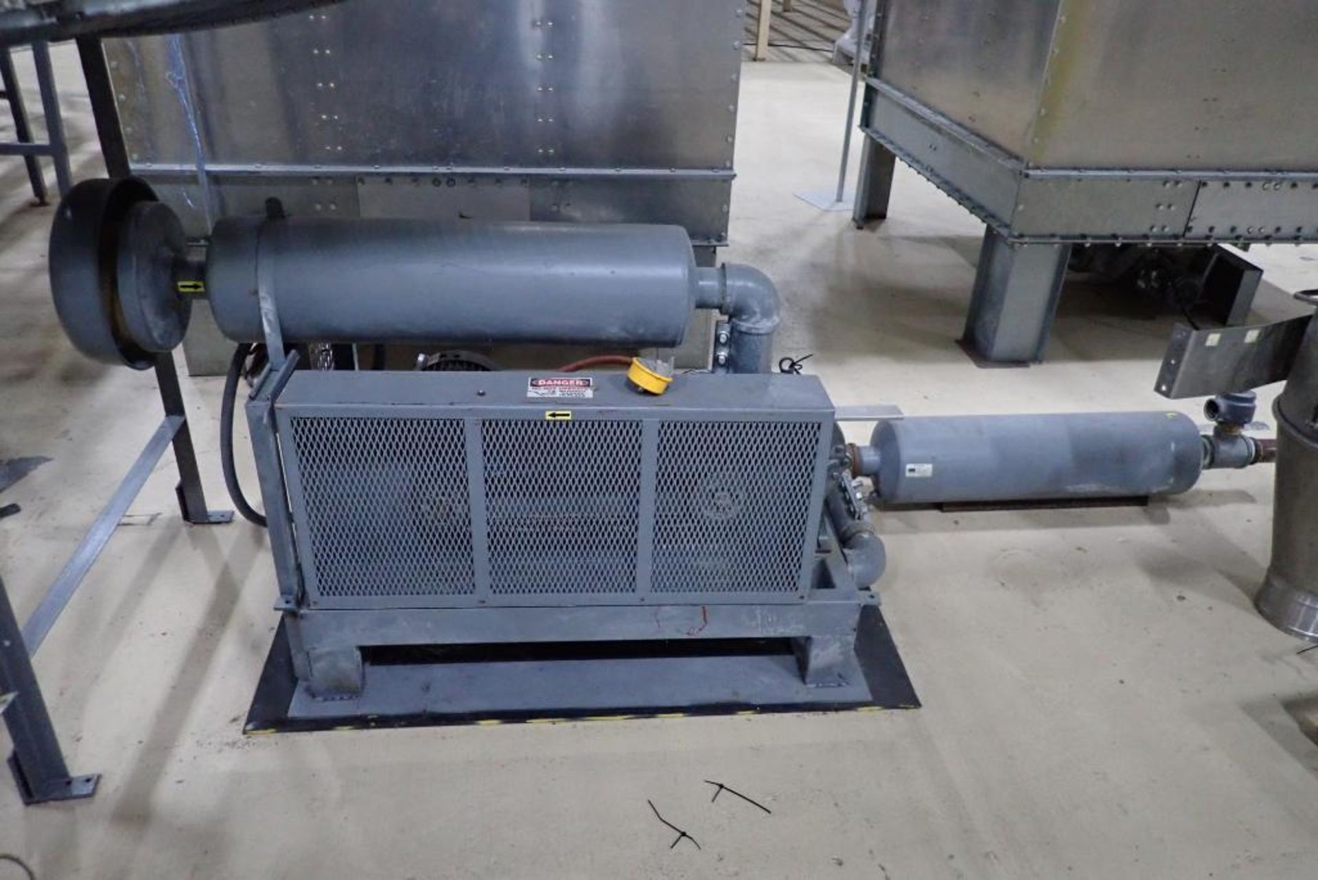 Tuthill dual lobe rotary blower package - Image 2 of 10