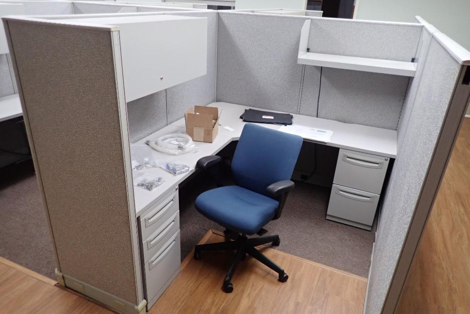 (6) modular office cubicles - Image 2 of 7