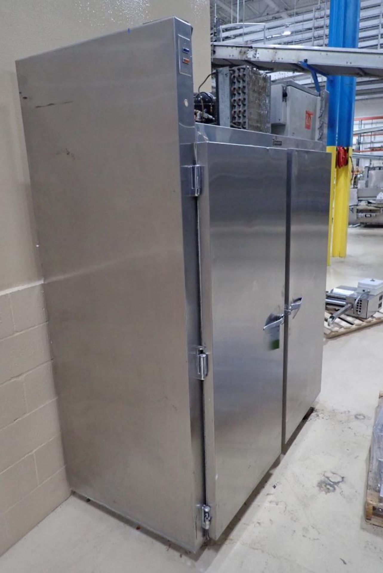 Traulsen 2 door refrigerator - Image 3 of 7