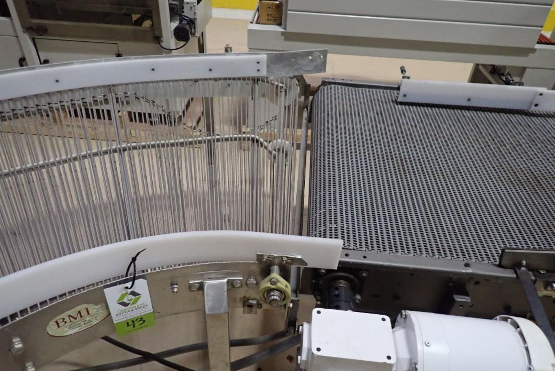 BMI 90 degree conveyor - Image 3 of 10