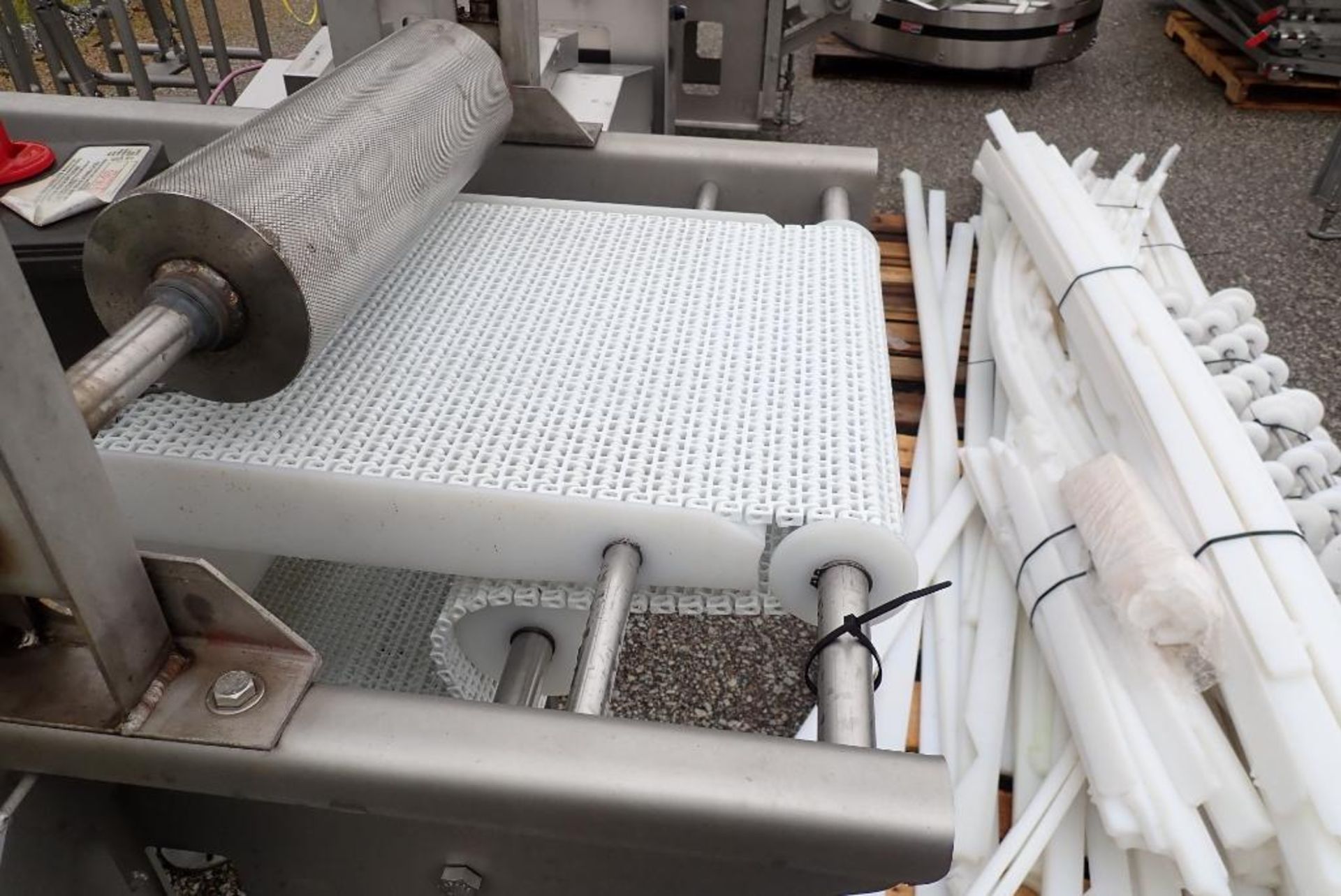 Friesens reciprocating conveyor - Image 14 of 19