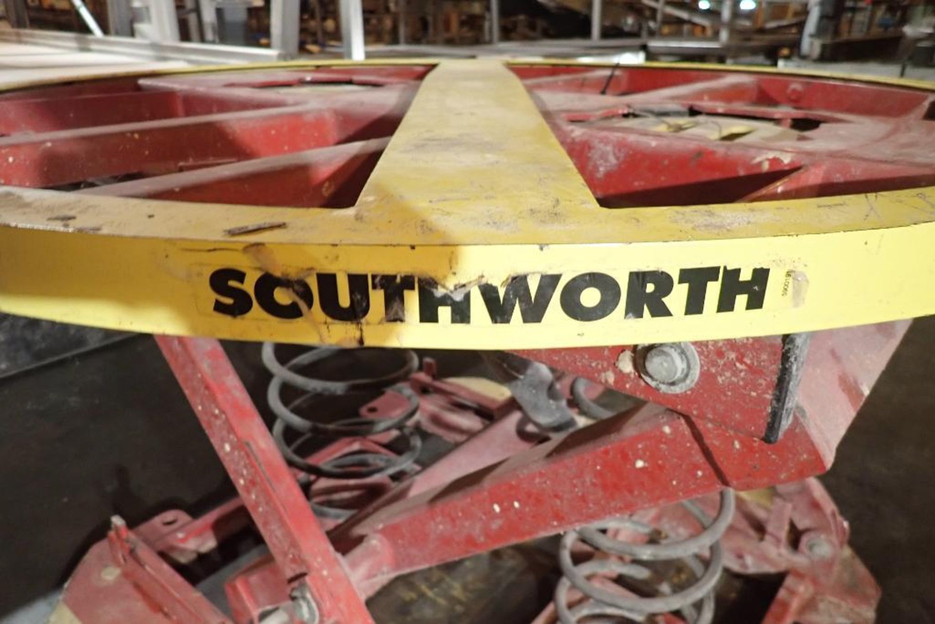 Southworth self elevating spring load pallet lift - Image 4 of 5