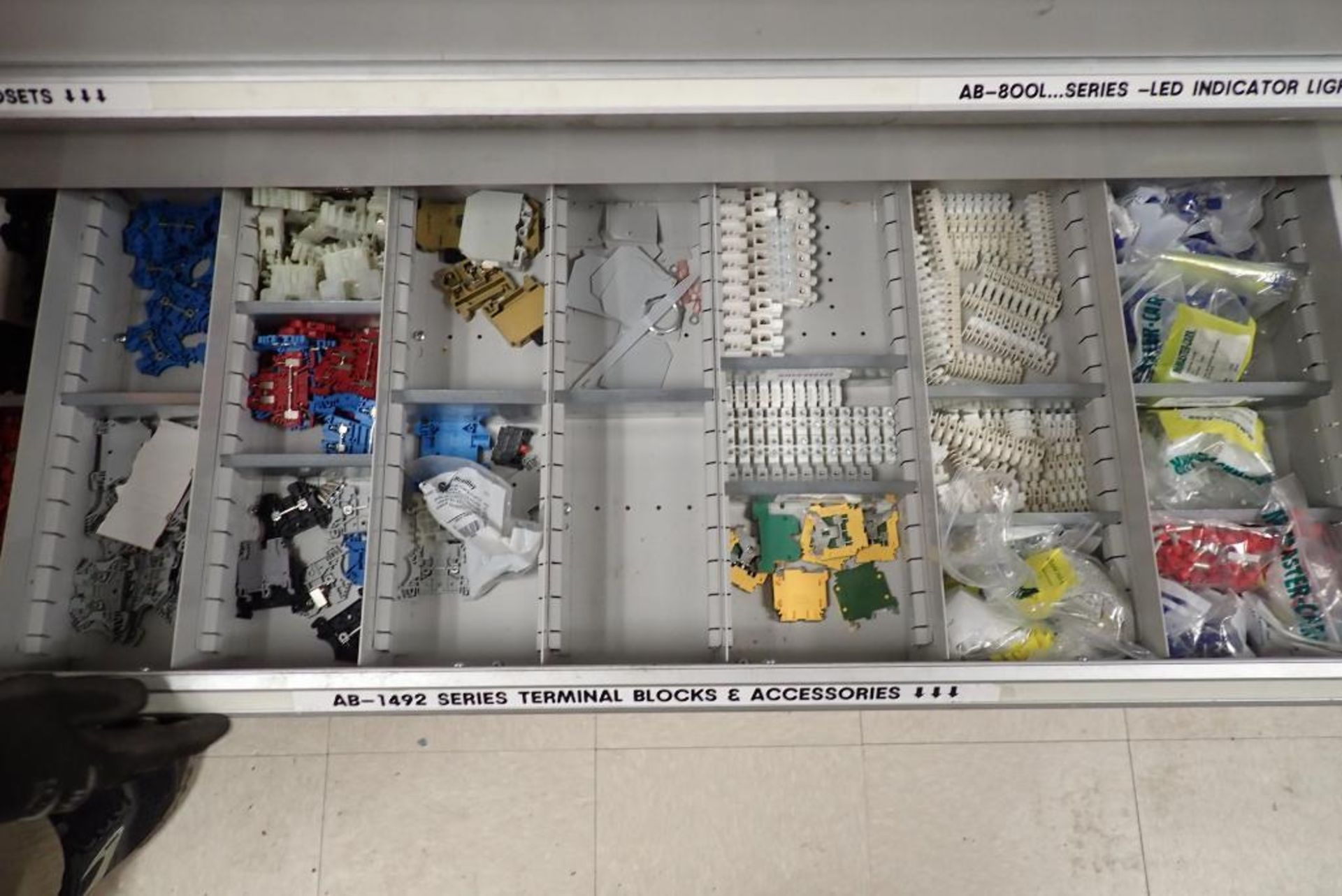 Contents of shelving and drawers including Allen Bradley contacts - Image 9 of 9