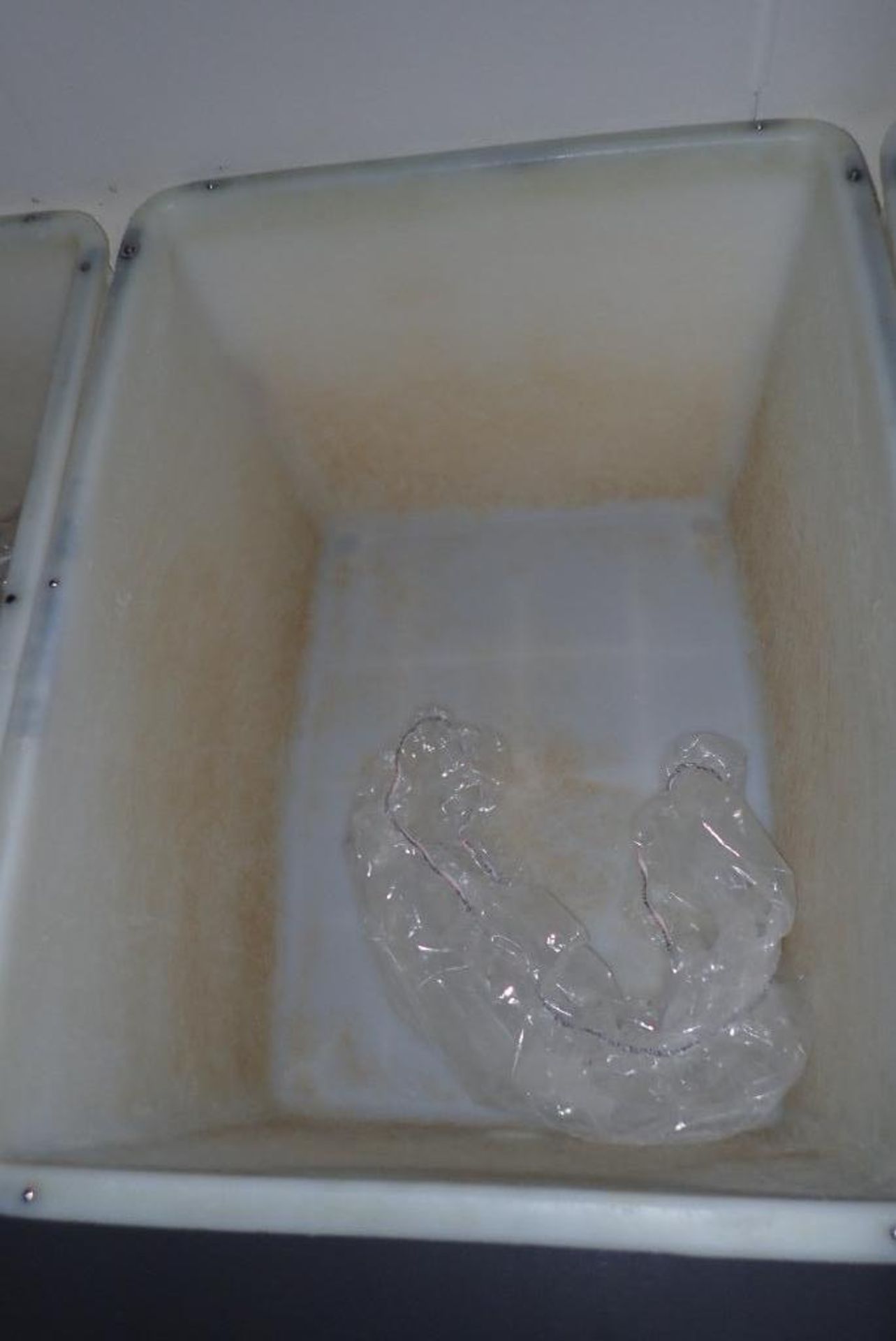 Plastic dough trough - Image 5 of 5