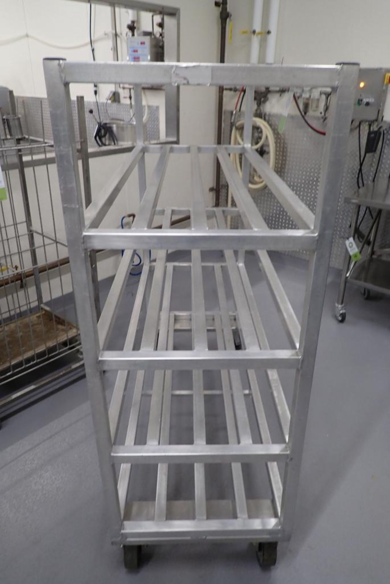Aluminum shelf on wheels - Image 3 of 3