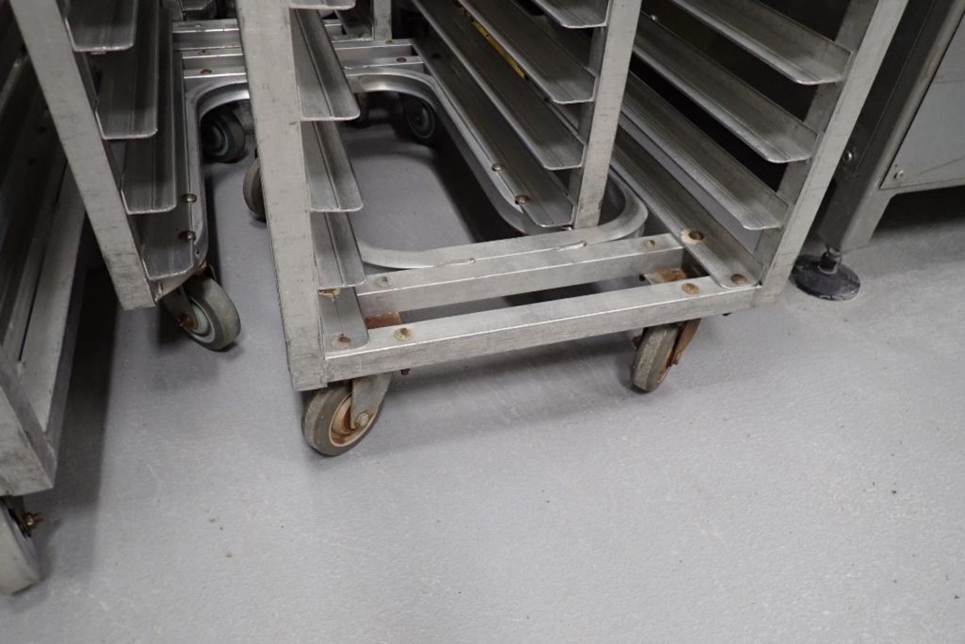 Aluminum bakery rack - Image 6 of 6