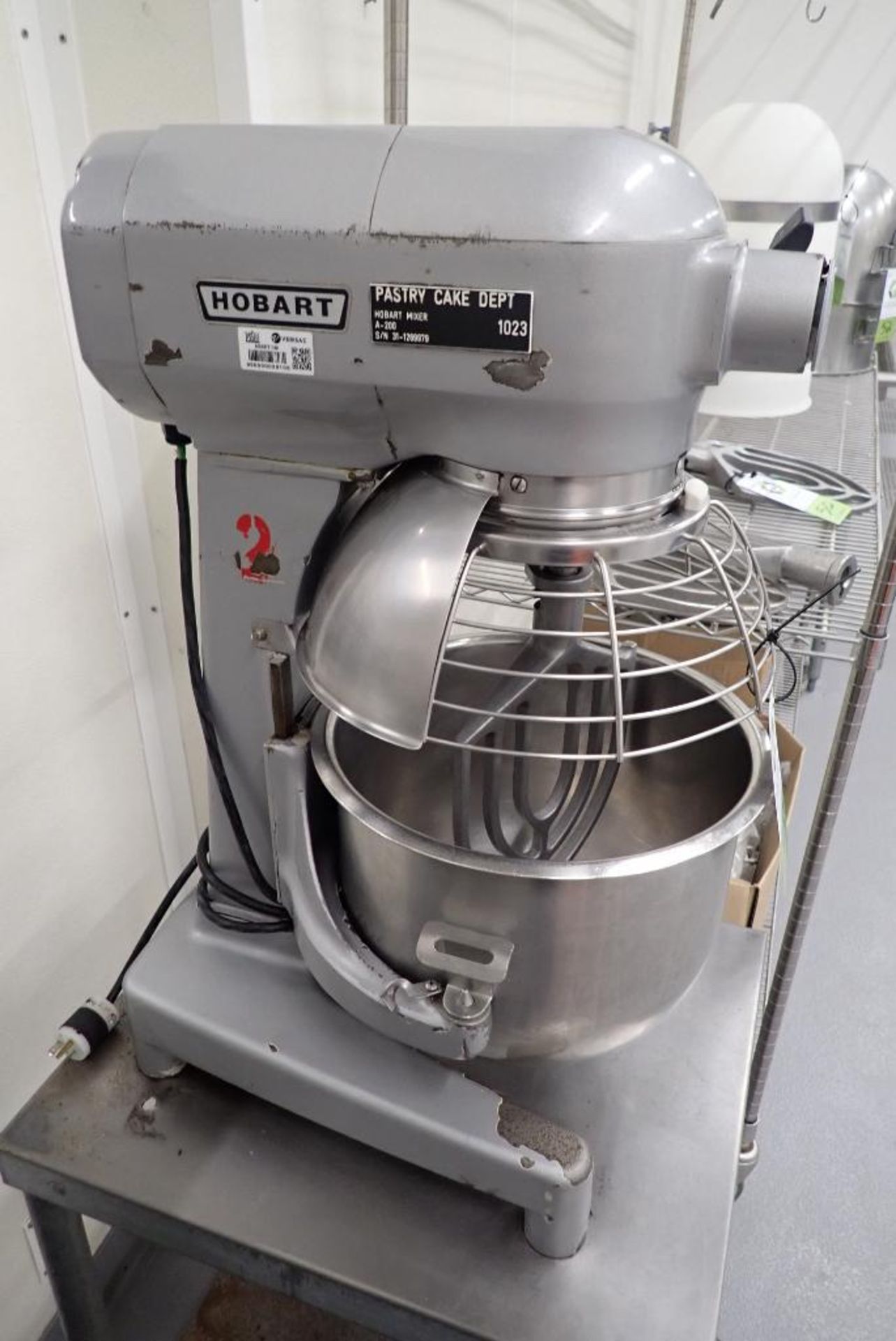 Hobart 20 quart mixer - Image 3 of 15