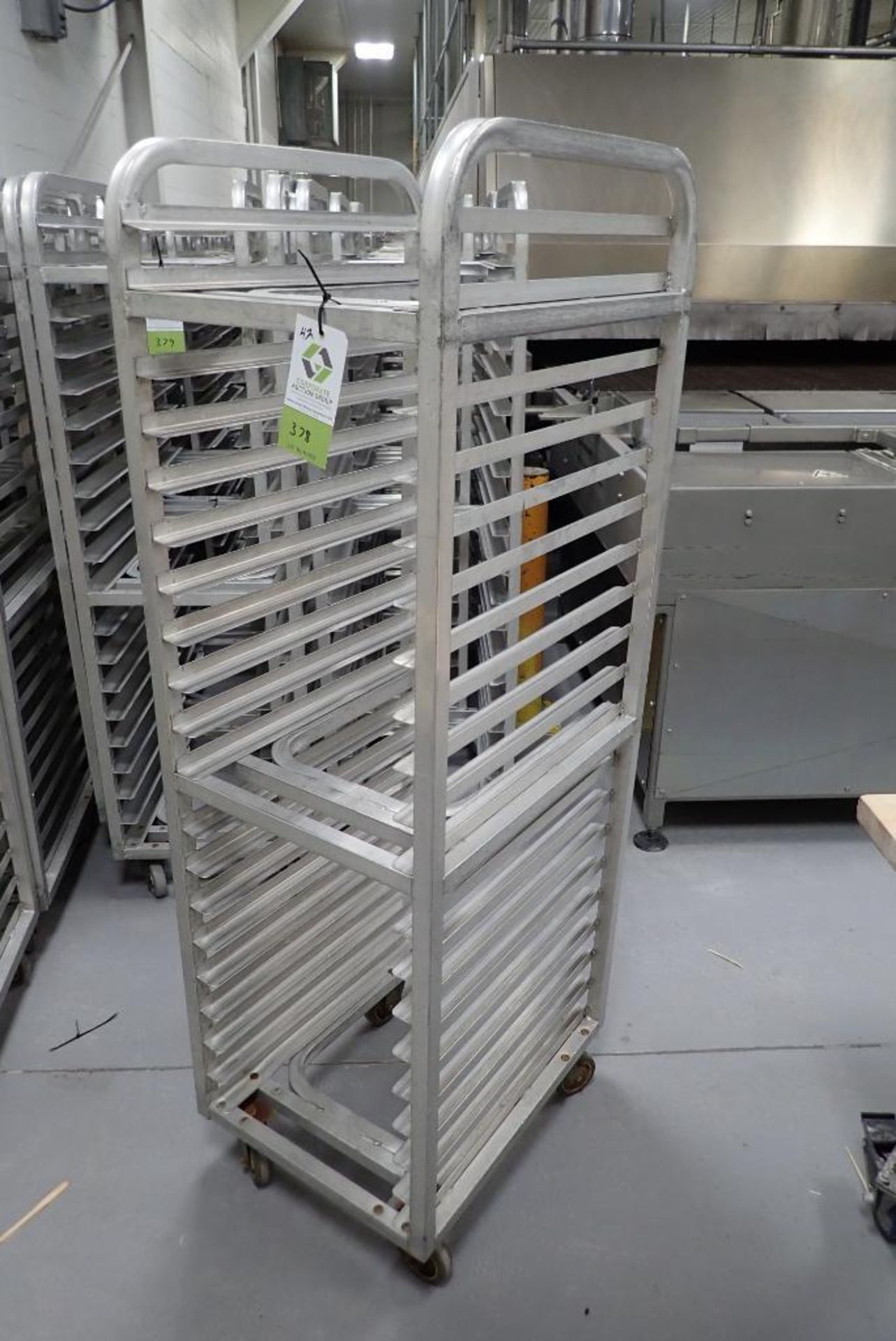 Aluminum bakery rack - Image 3 of 6