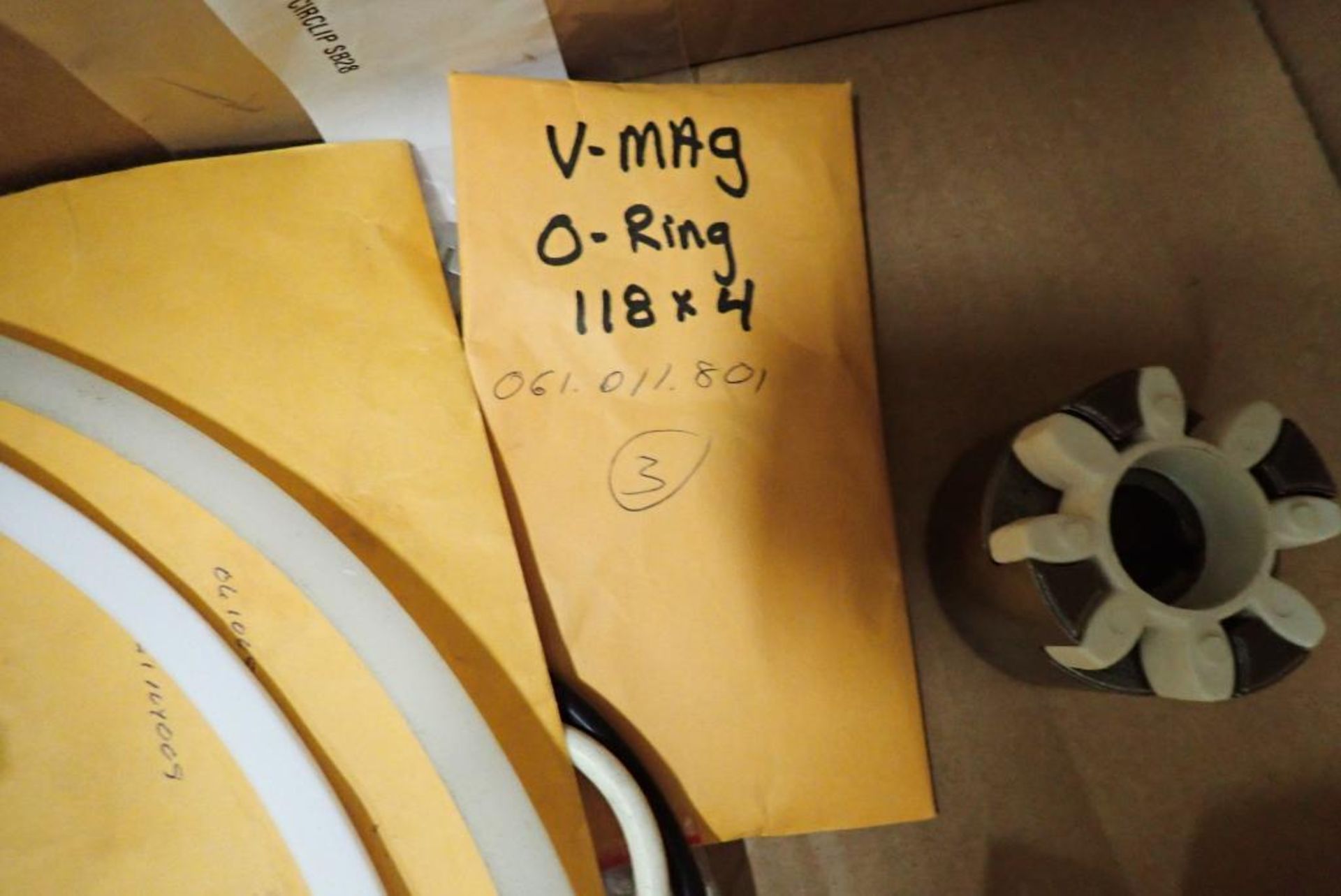 Vemag parts including spare motors - Image 17 of 22