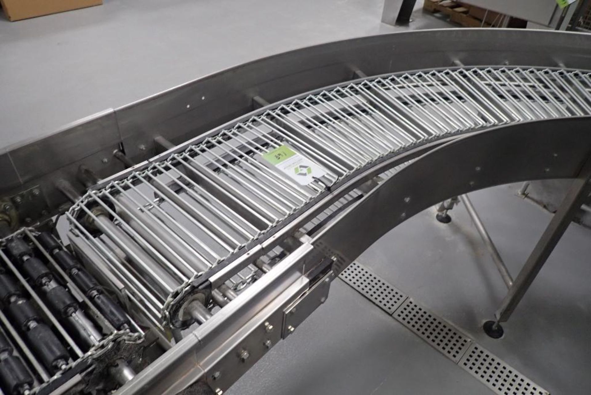 Capway Systems 90 degree turn conveyor - Image 5 of 8