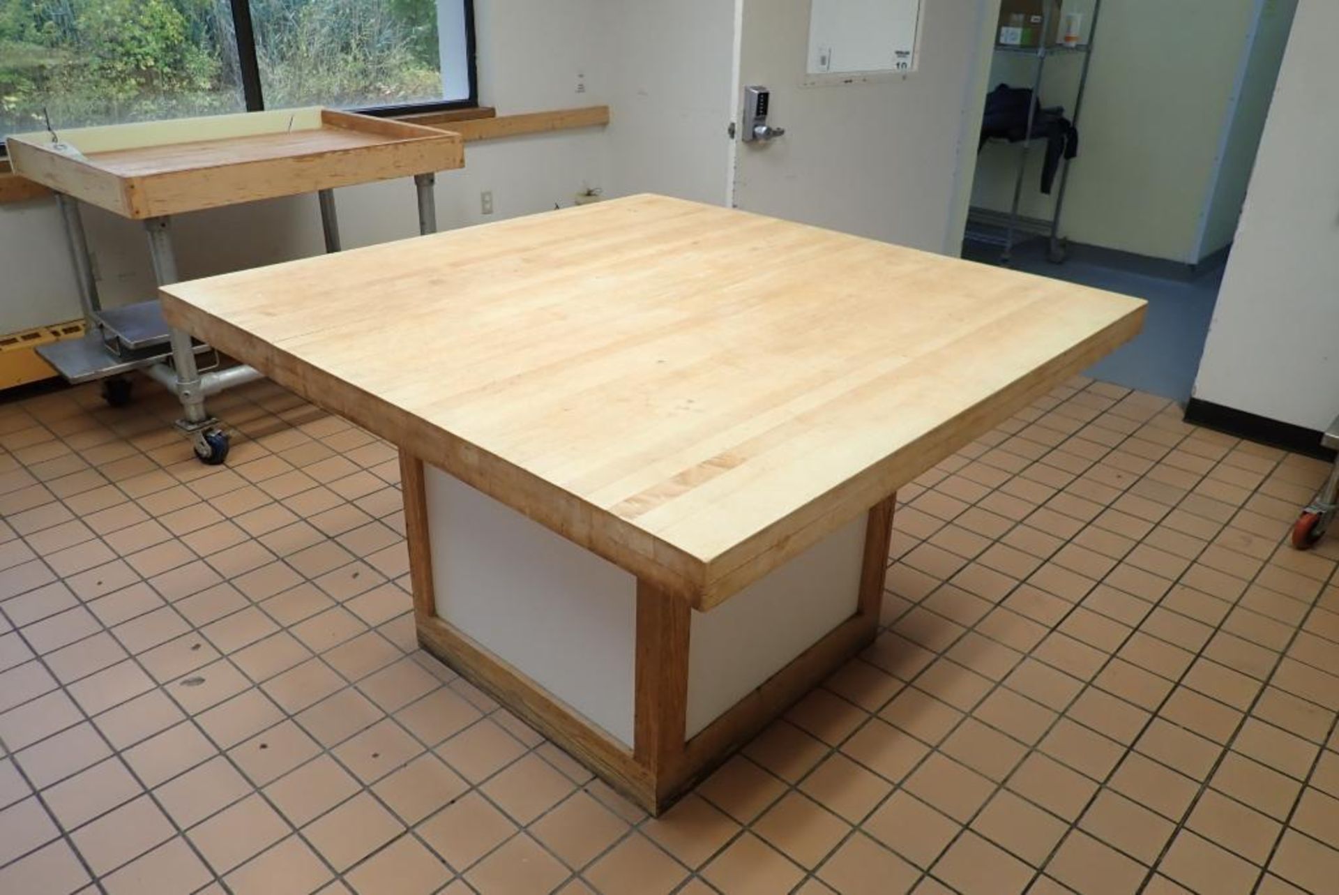 Maple top work table - Image 4 of 4