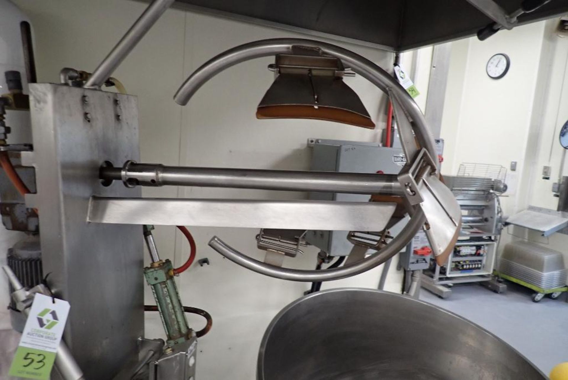 Groen dual tilt kettle system - Image 5 of 36