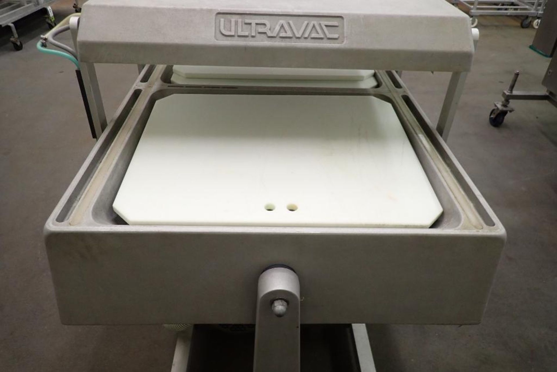 2004 Koch Ultra Source ultravac double chamber vacuum sealer - Image 12 of 21