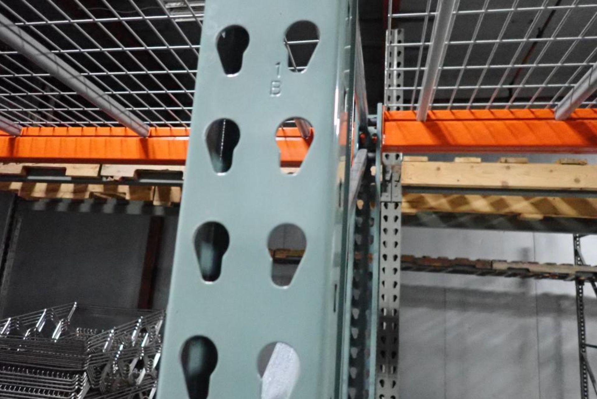 6 sections of teardrop pallet racking - Image 6 of 11