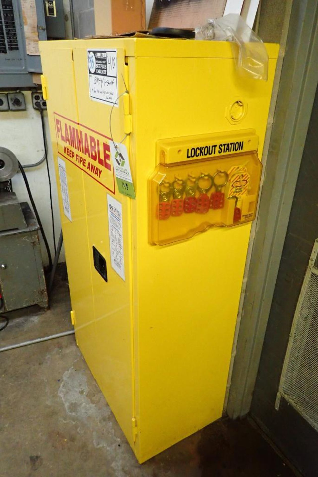 Flammable storage cabinet - Image 3 of 3