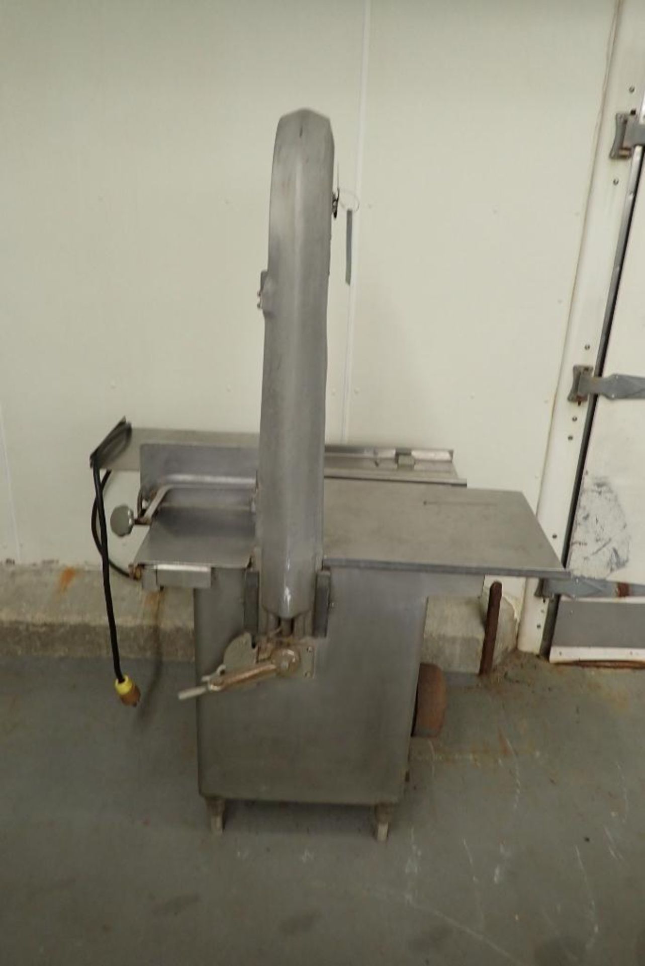 Biro vertical meat bandsaw - Image 3 of 16