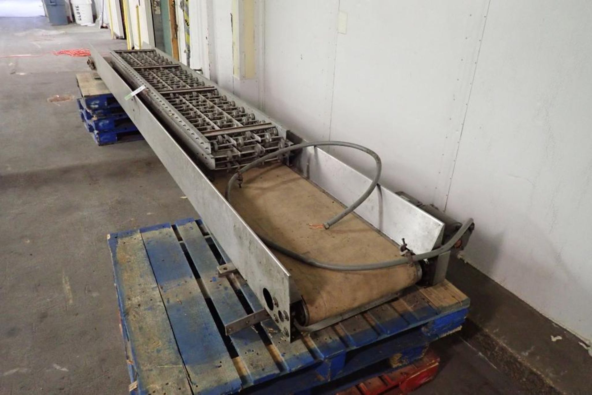 Belt conveyor - Image 2 of 8