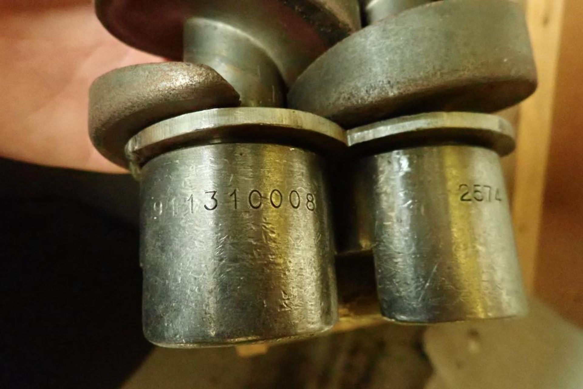 Reiser Vemag carbon steel screws - Image 9 of 9