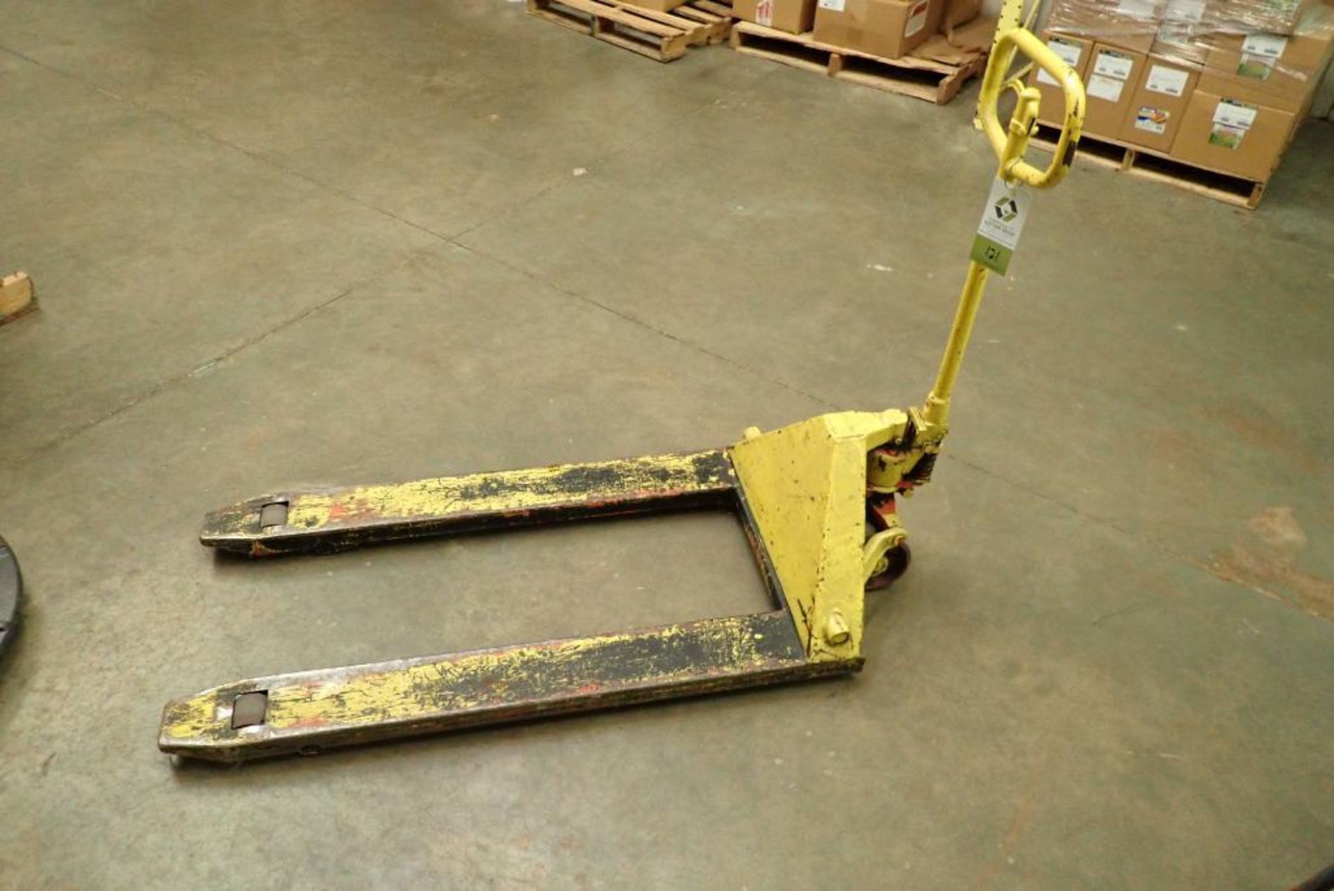 Hand pallet jack