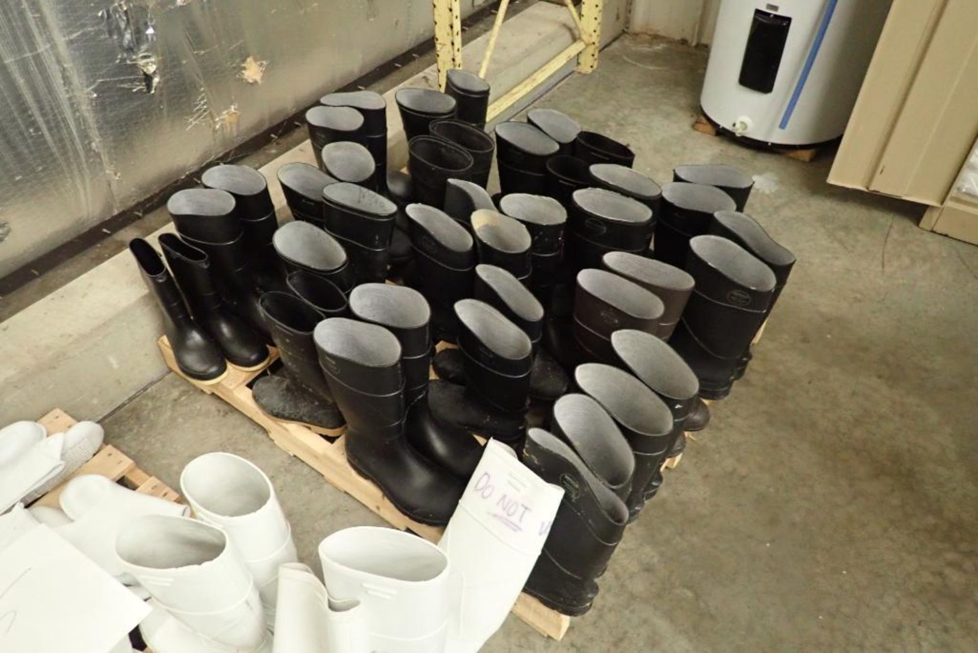 (2) pallets of sanitation boots - Image 3 of 3