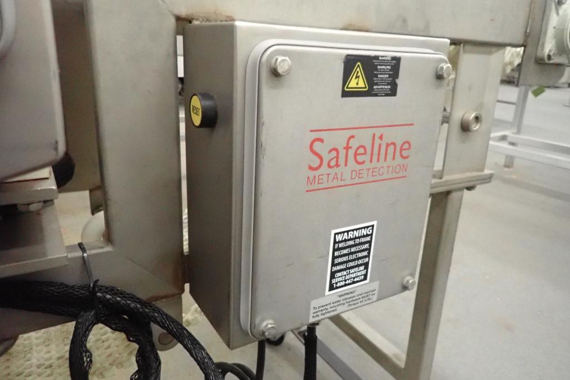 Safeline Mettler Toledo metal detector - Image 10 of 23