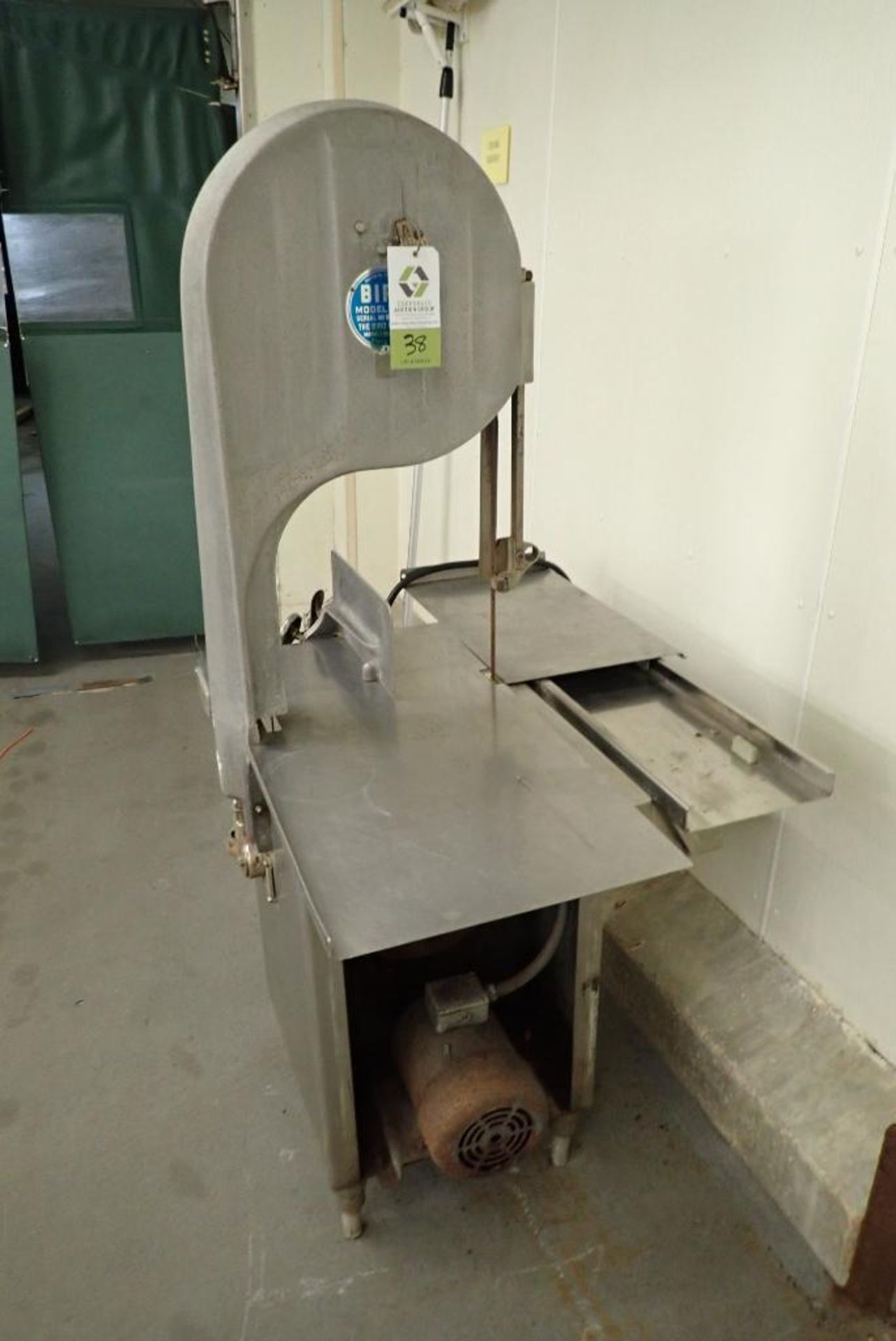 Biro vertical meat bandsaw - Image 2 of 16