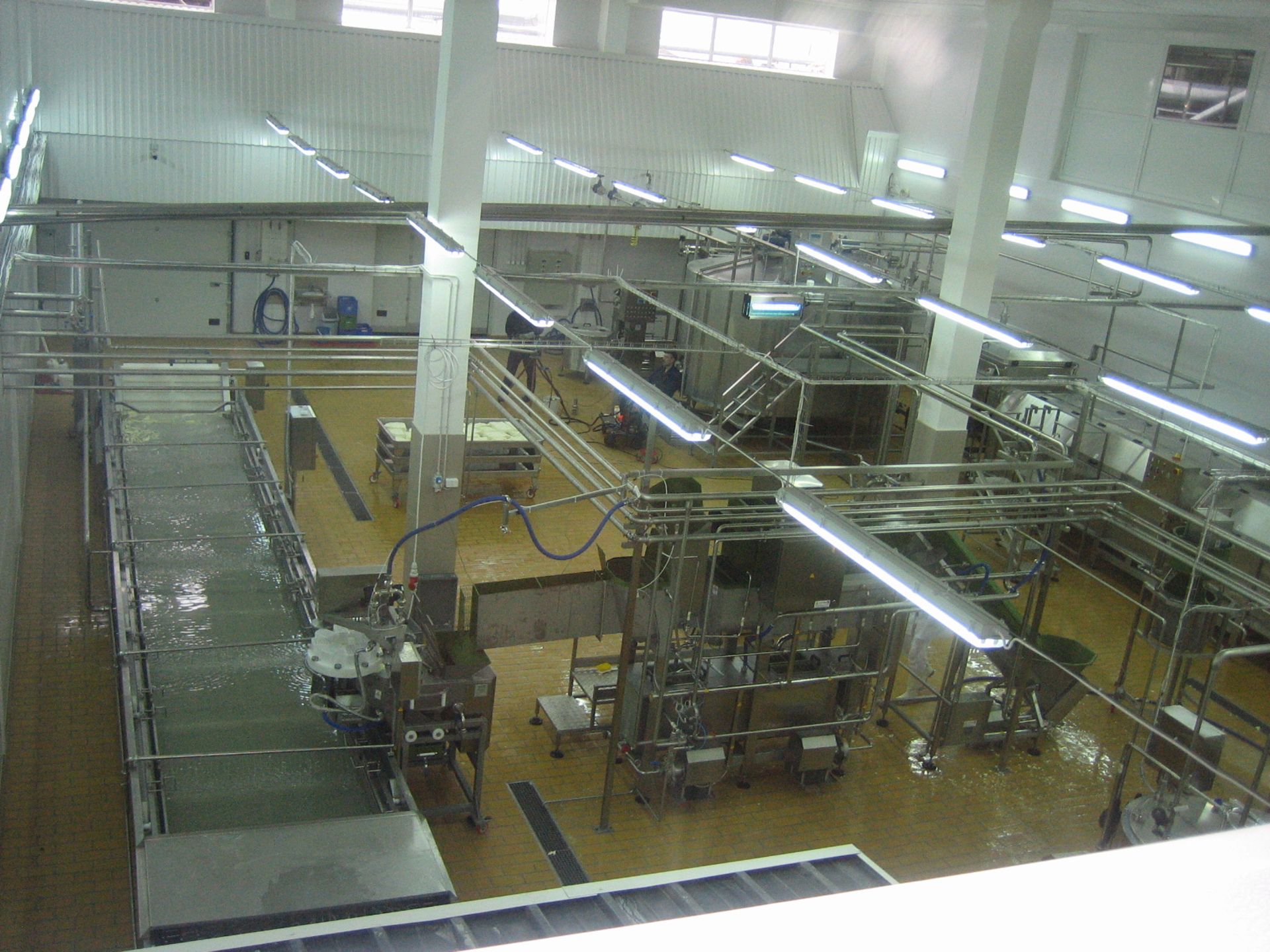 2X COMAT PROCESSING LINES FOR MOZZARELLA CHEESE TO PRODUCE MOZZARELLA STICKS AND MOZZARELLA BLOCKS. - Bild 2 aus 11