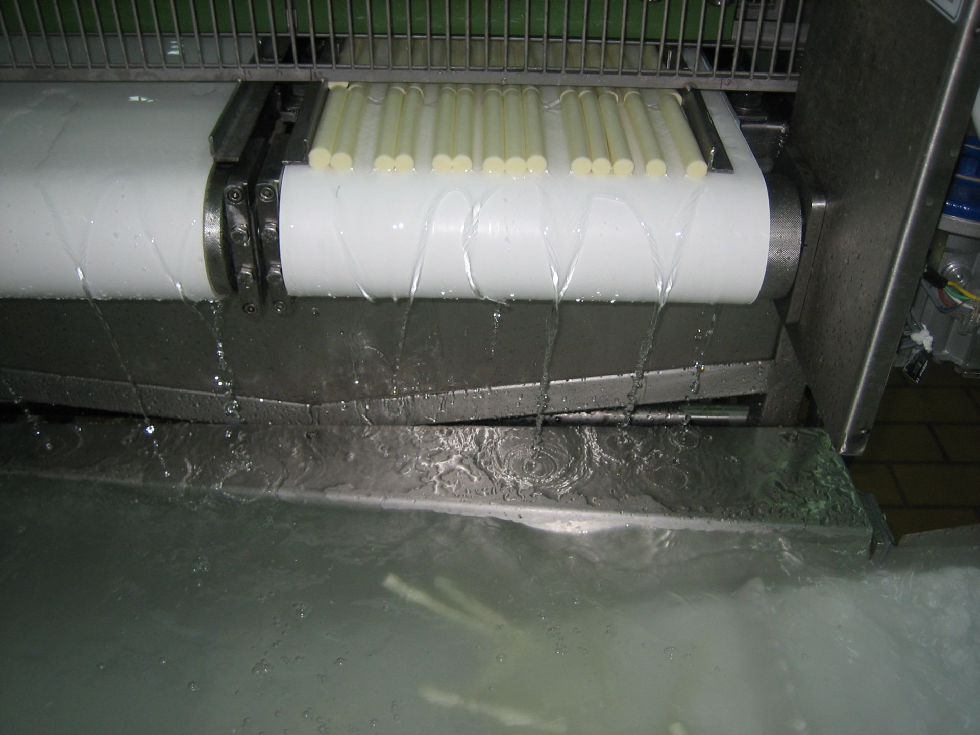 2X COMAT PROCESSING LINES FOR MOZZARELLA CHEESE TO PRODUCE MOZZARELLA STICKS AND MOZZARELLA BLOCKS. - Image 10 of 11