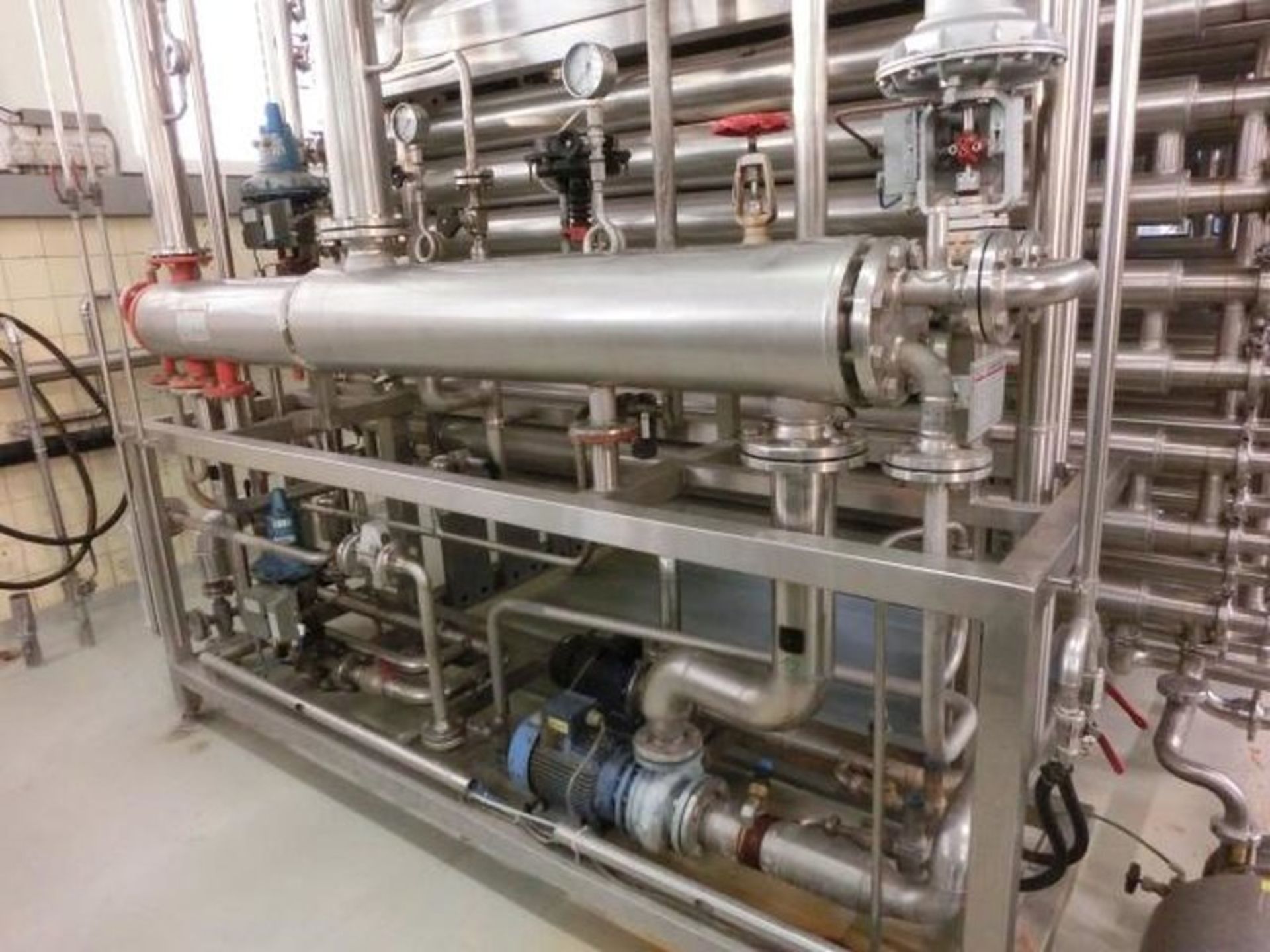Pasteuriser 8500 L / H with screen visualisation used LOCATION GERMANY - Image 2 of 9