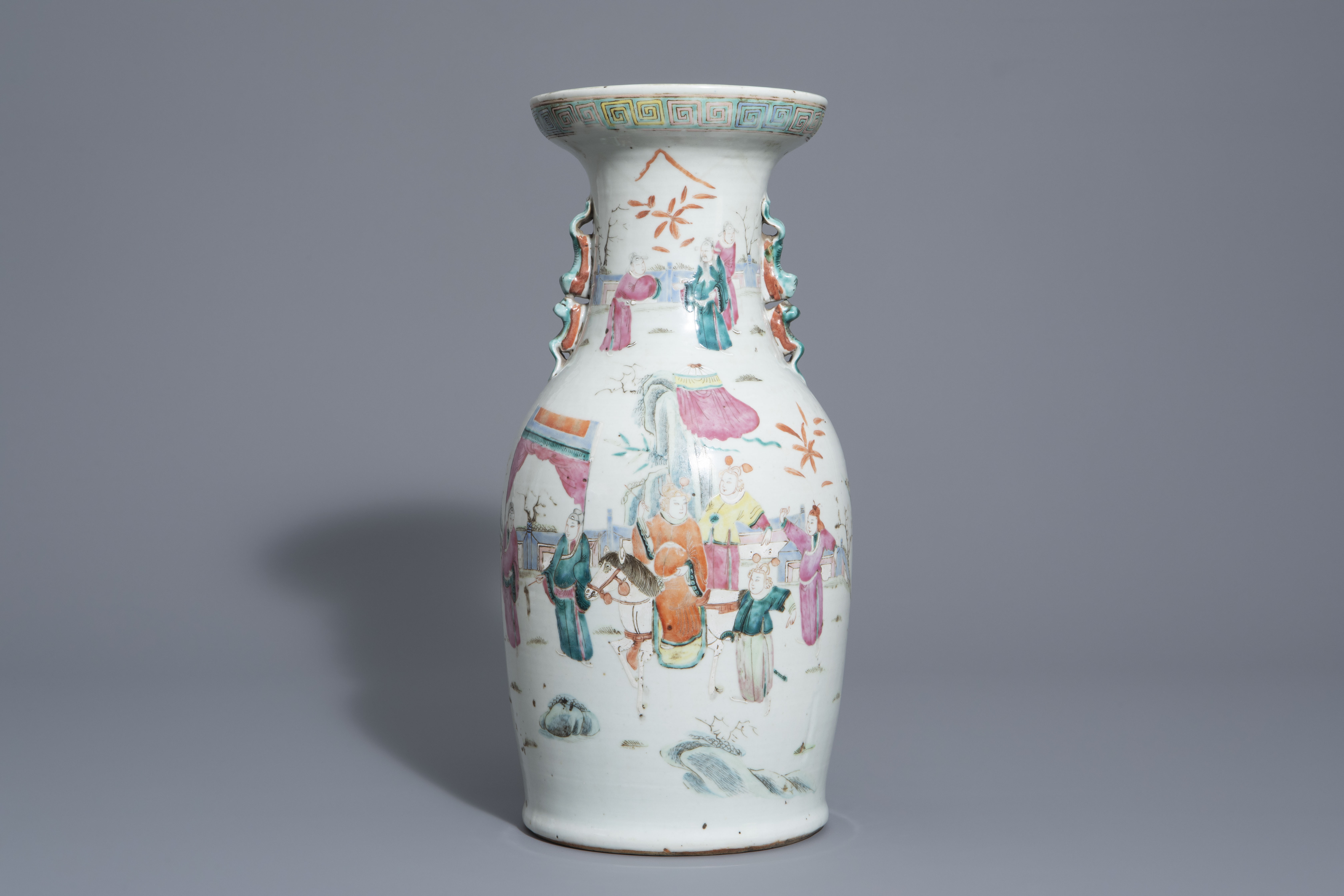 A Chinese famille rose vase with figurative design all around, 19th C. - Image 3 of 6