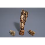 A Chinese ivory Liu Hai figure and two fan fragments, Ming and later