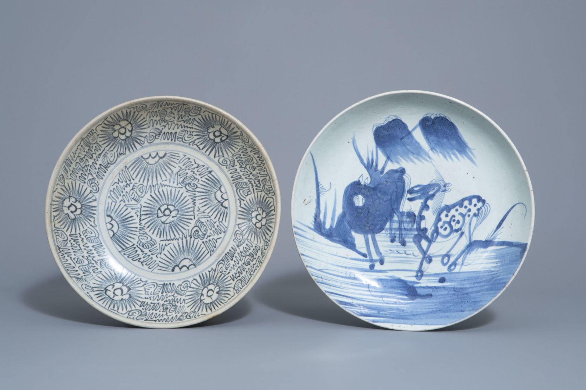 Seven Chinese blue and white plates and three bowls, incl. the Diana Cargo shipwreck wares, 19th C. - Bild 2 aus 13
