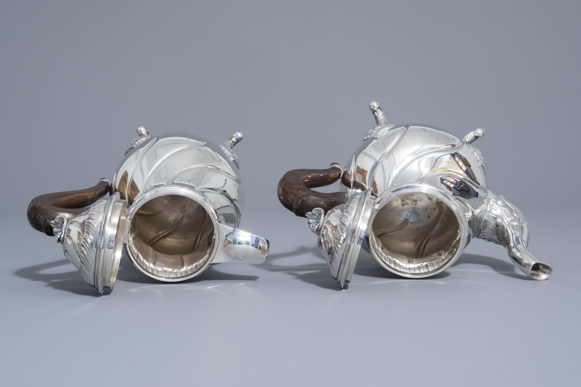 A four-piece Rococo revival silver coffee and tea set, 800/000, 20th C. - Image 8 of 13