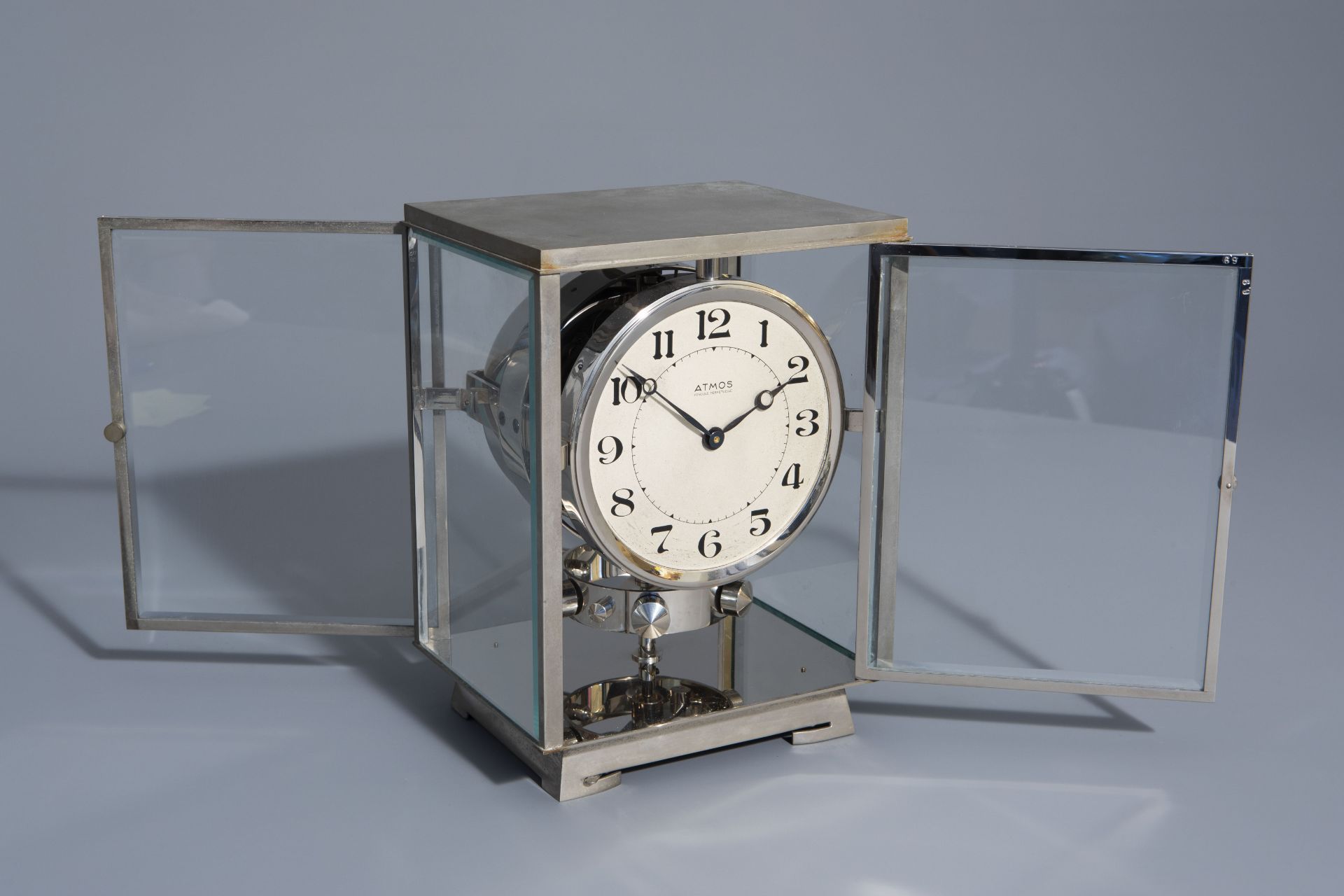 Atmos I, perpetual clock, J.L. Reutter for Compagnie GŽnŽrale de Radio, France, 1930's - Bild 6 aus 15