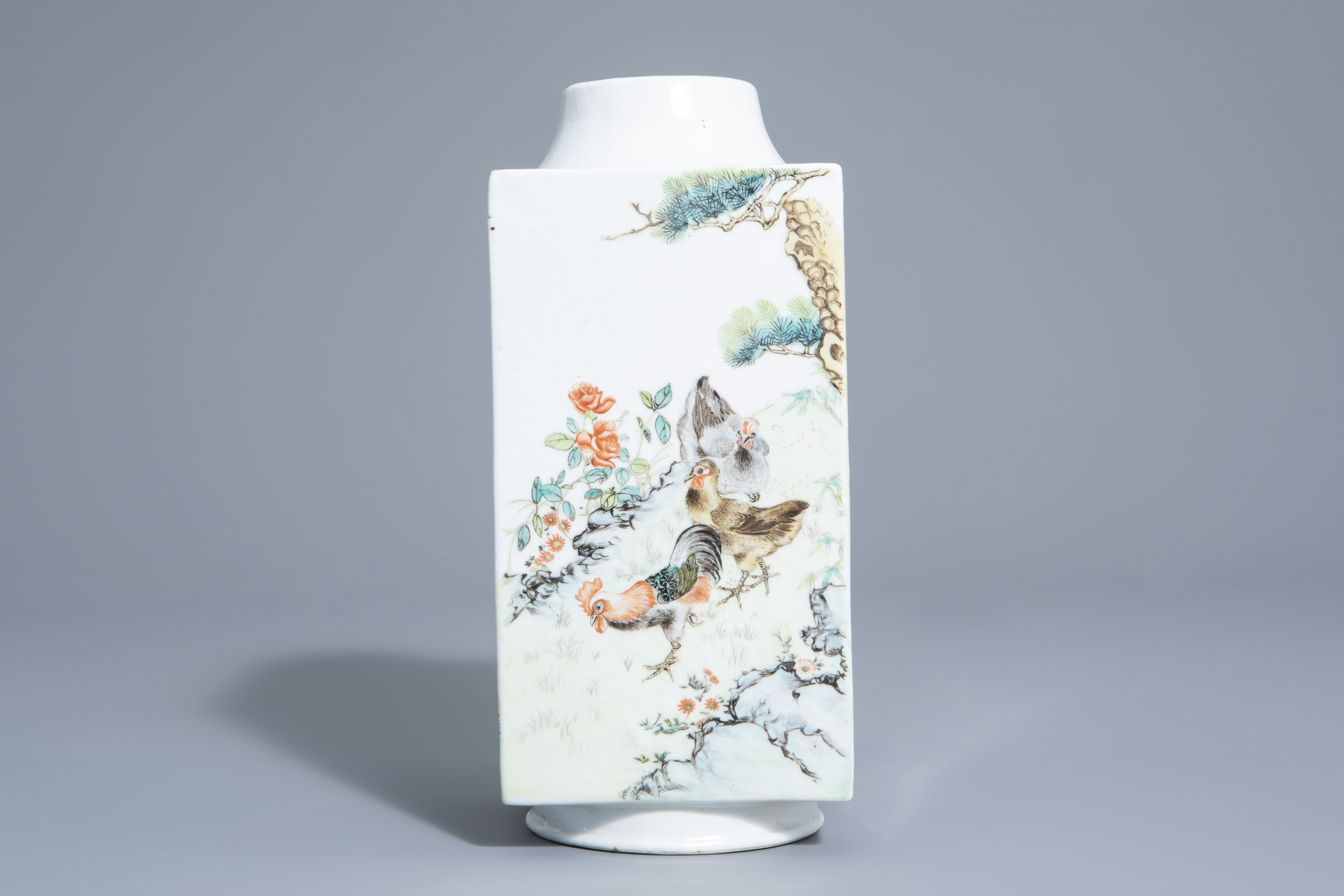 A Chinese qianjiang cai cong shaped vase with different animals, 20th C. - Image 4 of 7