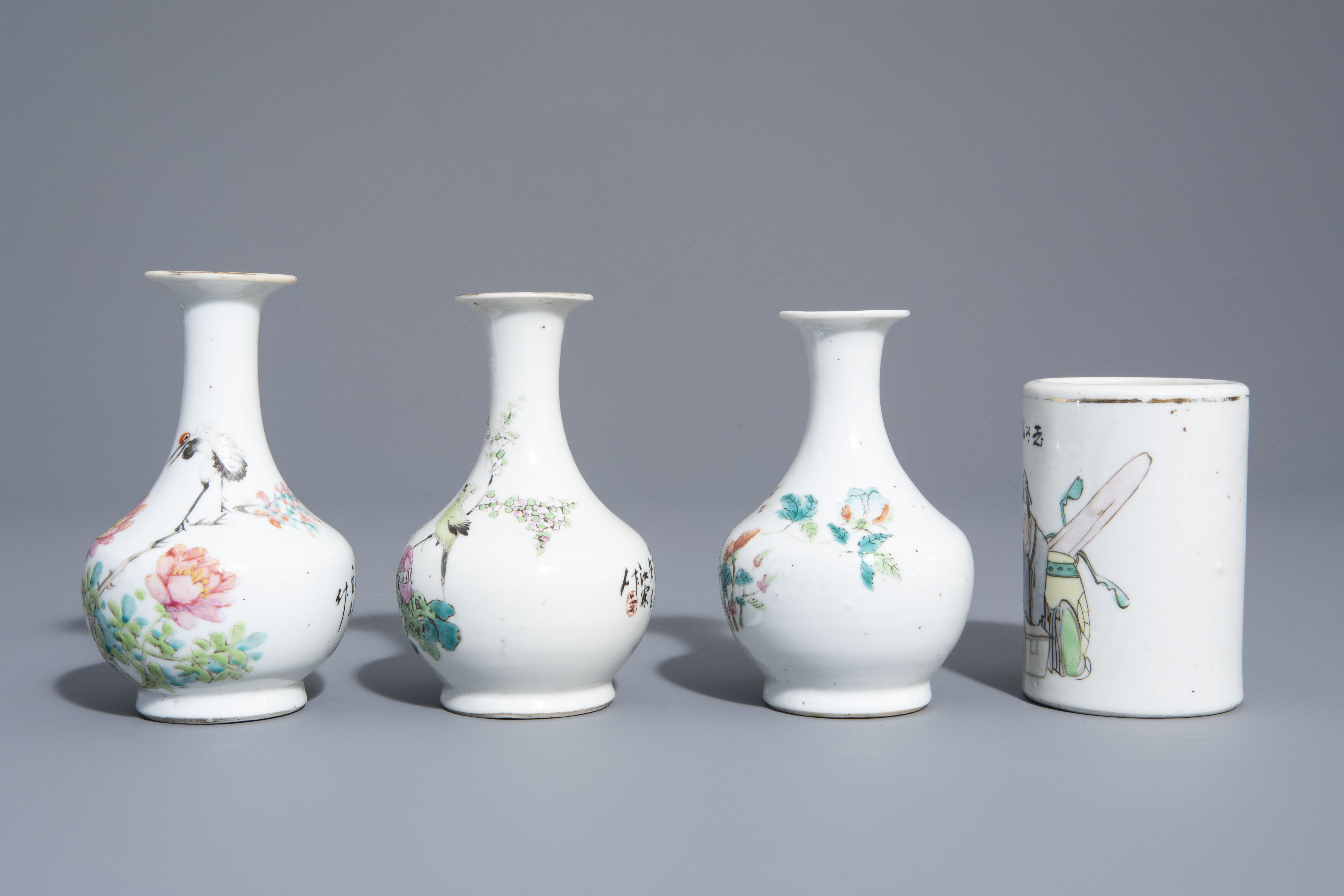 A varied collection of Chinese qianjiang cai and famille rose porcelain, 19th/20th C. - Image 5 of 16