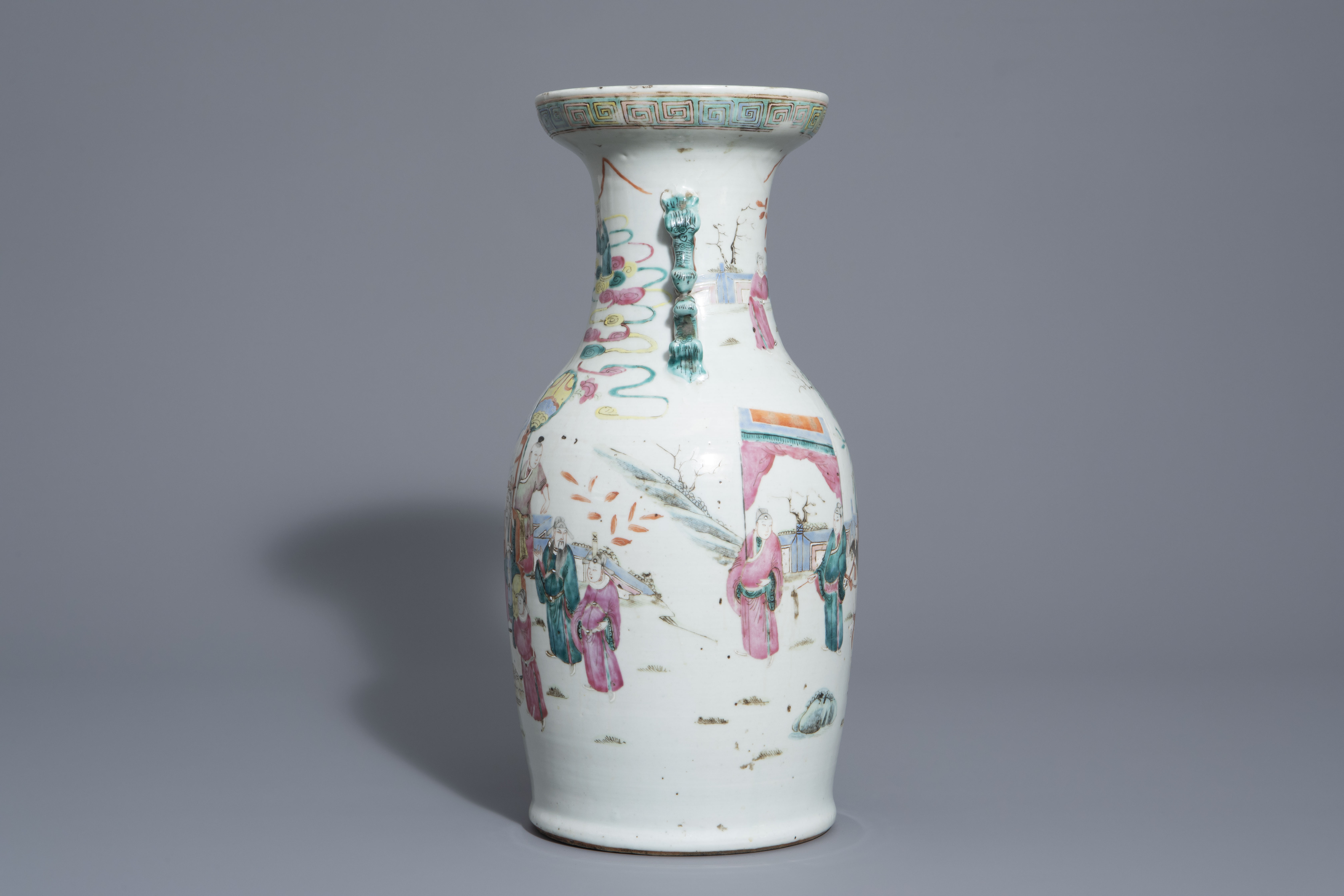 A Chinese famille rose vase with figurative design all around, 19th C. - Image 4 of 6