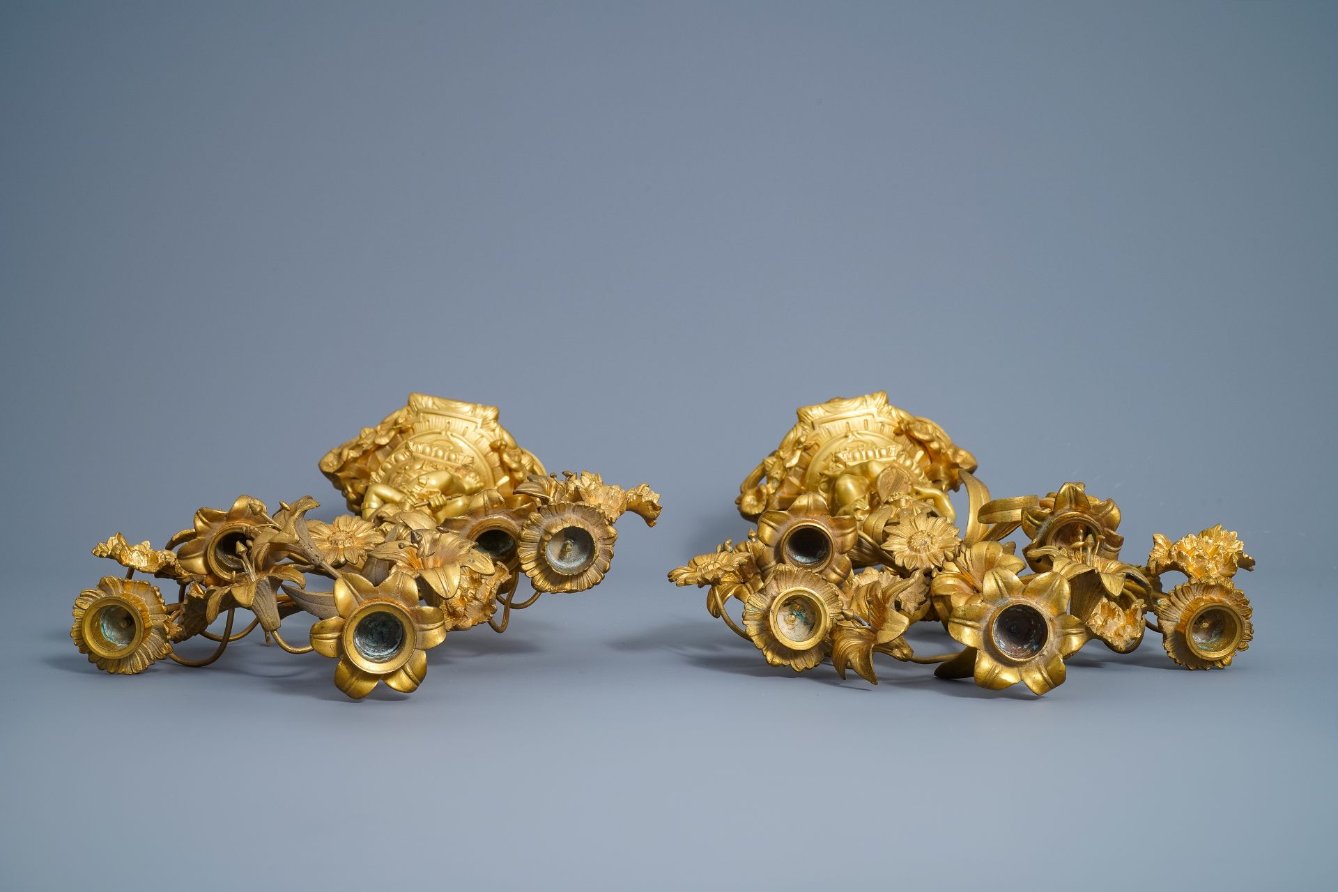 A French gilt bronze three-piece clock garniture with classical theme, 19th C. - Image 14 of 18