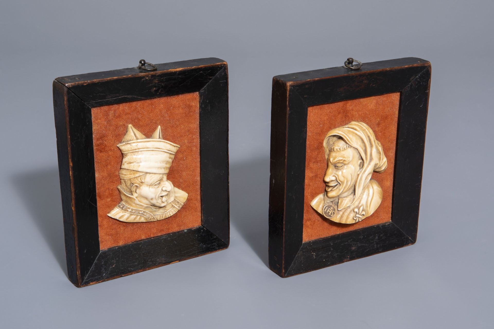 A pair of carved ivory busts, probably Dieppe, France, 19th C. - Image 3 of 4