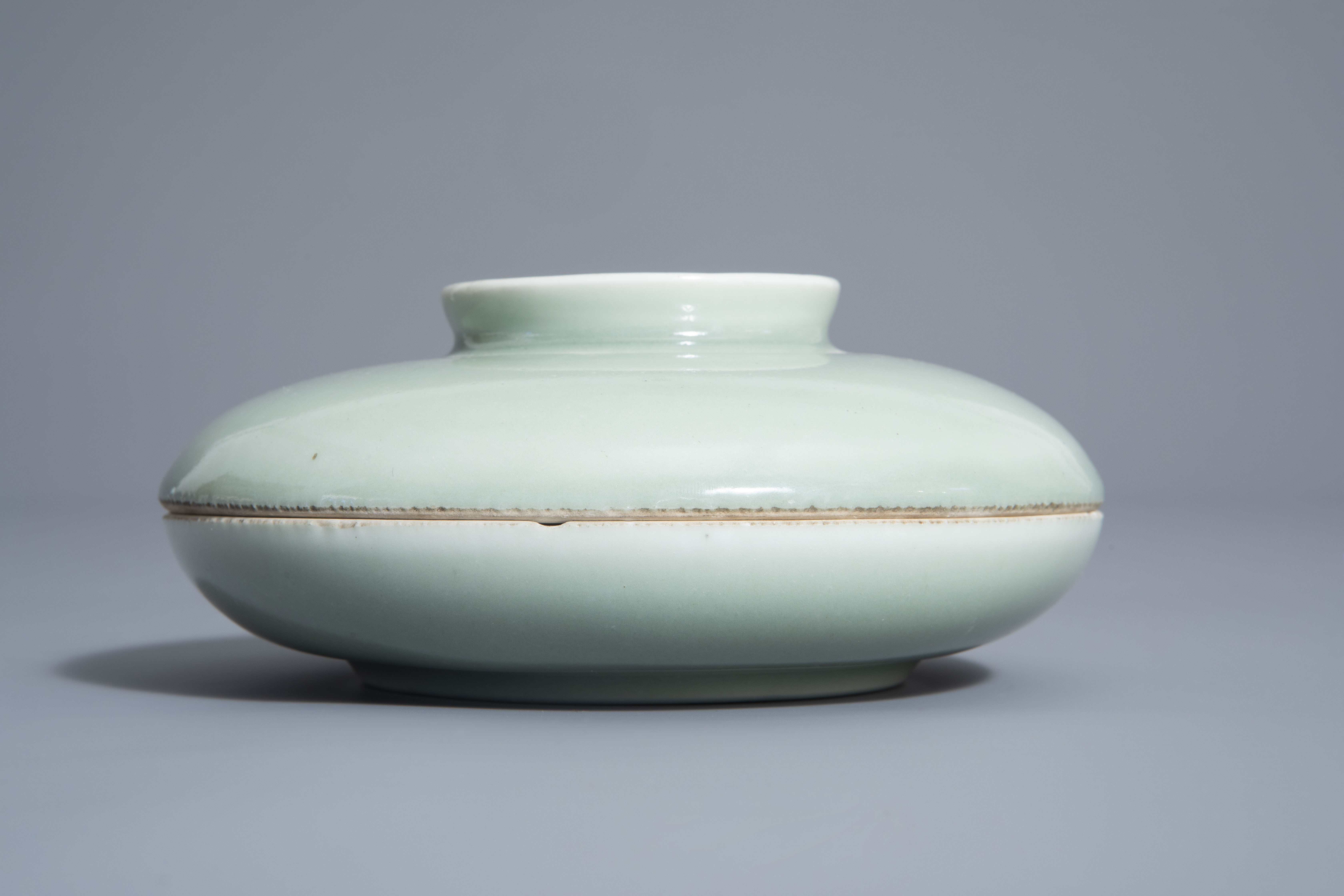 A Chinese celadon spice box, Qianlong mark, 19th C. - Image 4 of 12