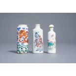 Three Chinese porcelain snuff bottles with different designs, 19th/20th C.