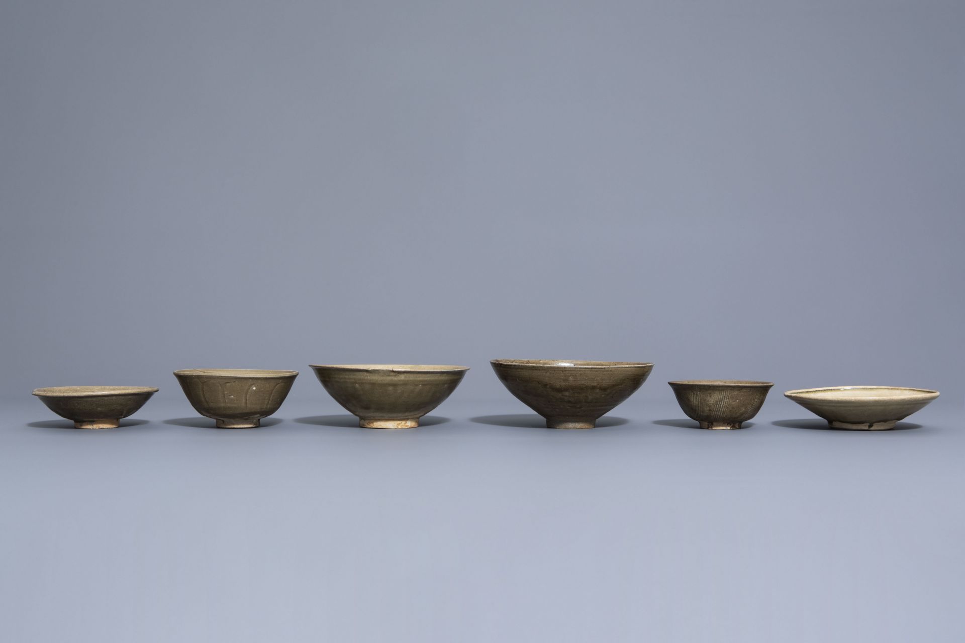 Six Chinese Yaozhou and celadon bowls, Song/Yuan - Bild 10 aus 16