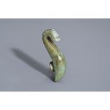 A Chinese carved jade belt hook, 19th/20th C.