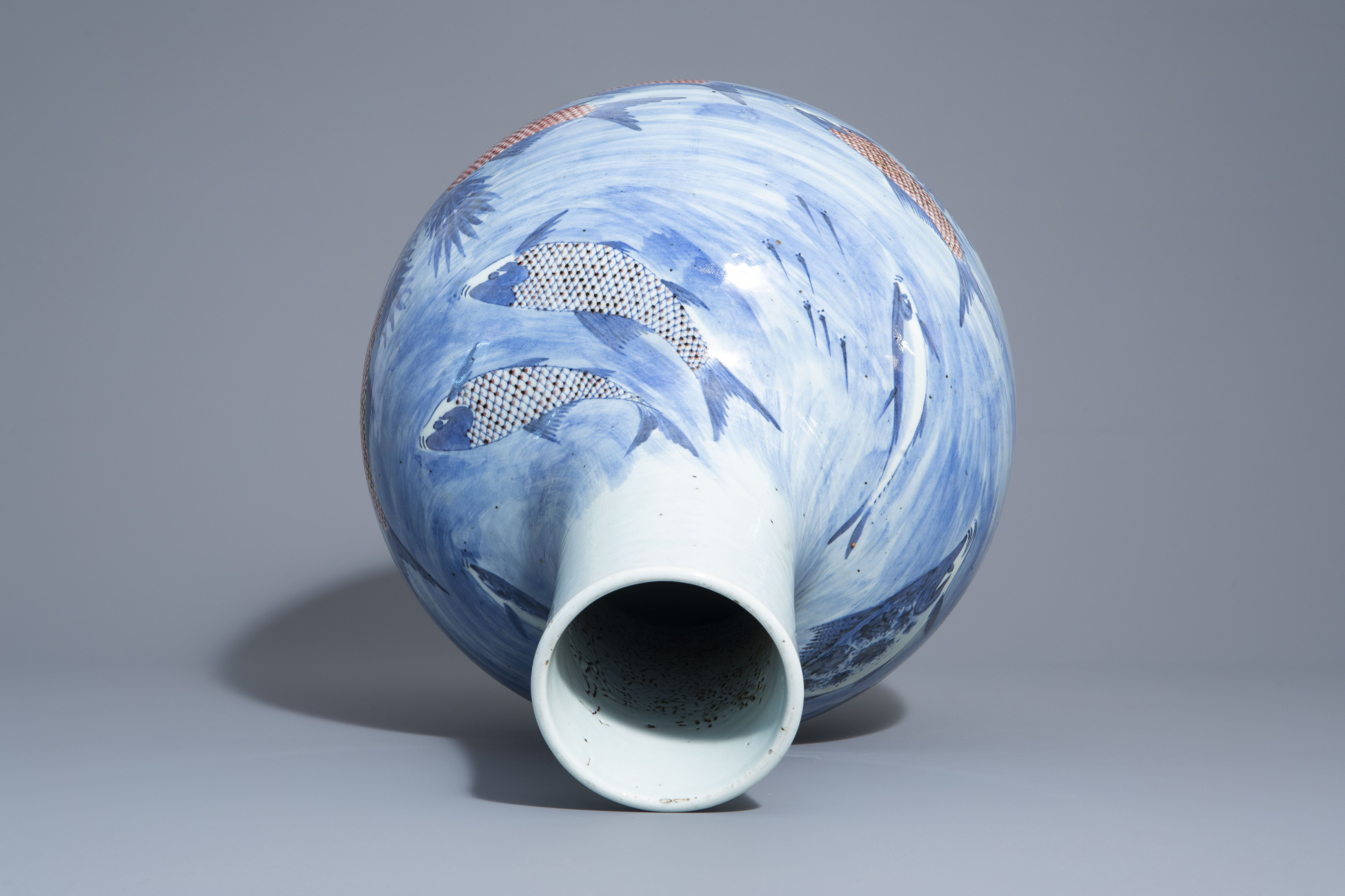 A large Chinese blue, white and copper red bottle shaped 'carps' vase, 20th C. - Image 5 of 6