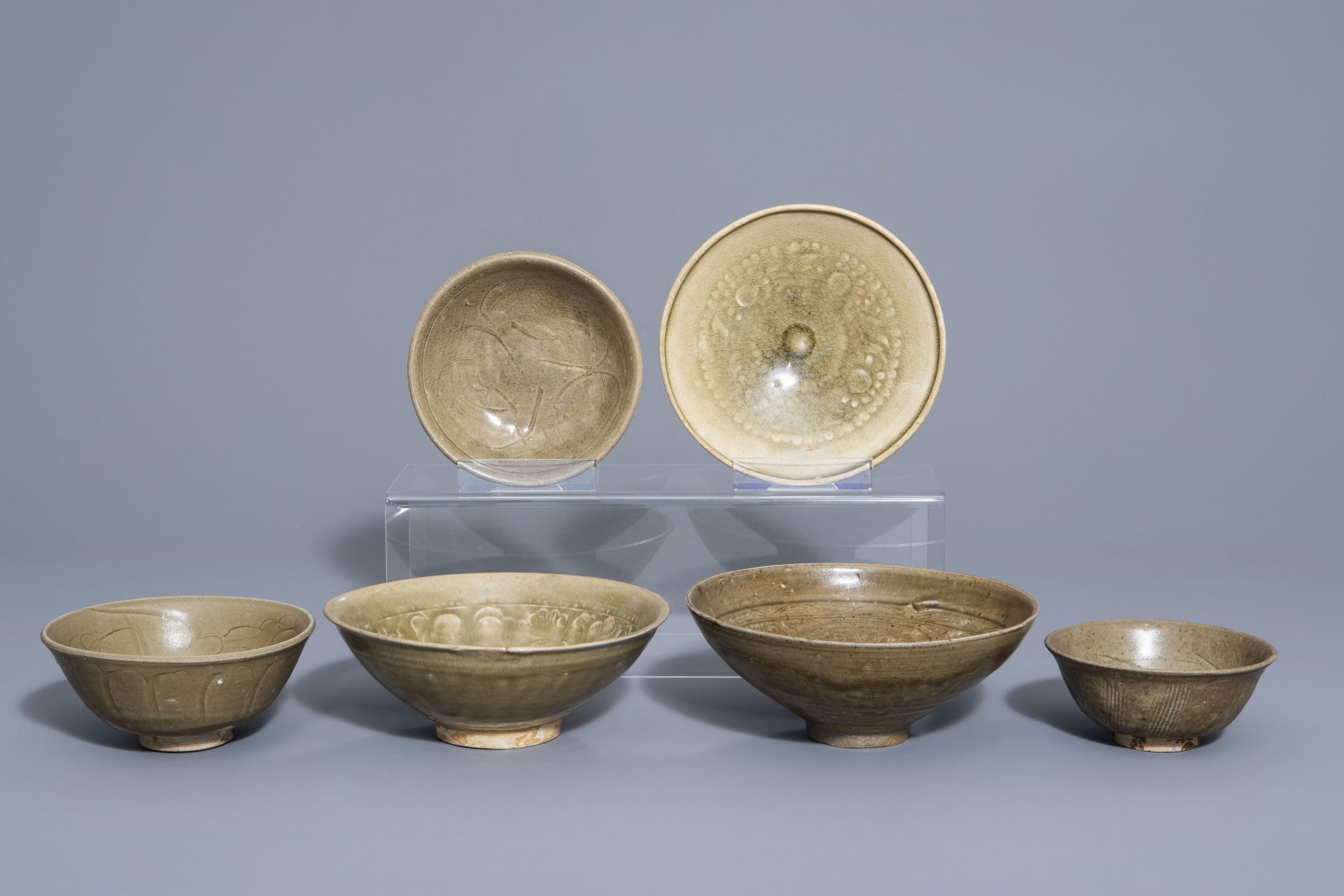 Six Chinese Yaozhou and celadon bowls, Song/Yuan - Bild 9 aus 16