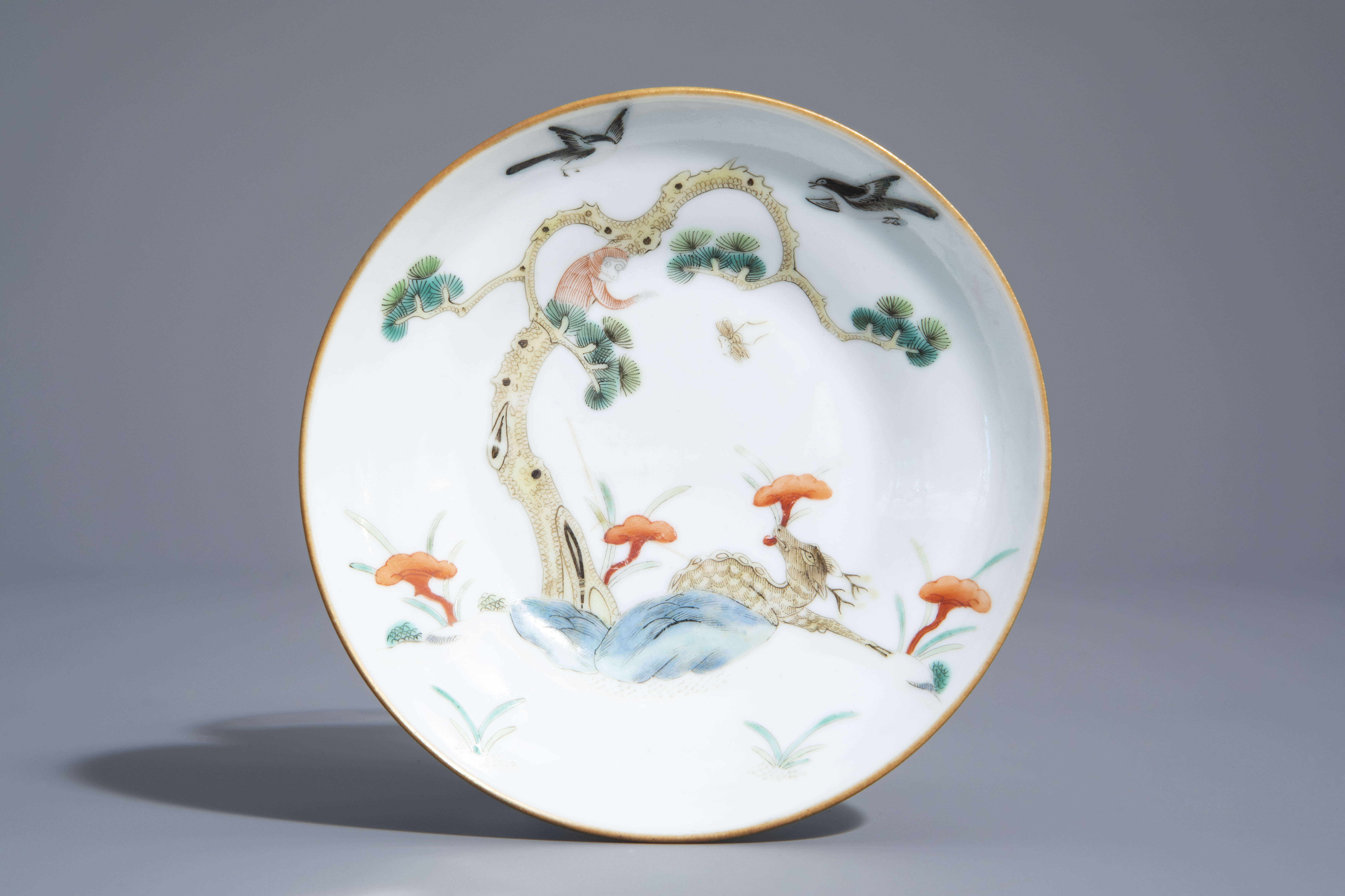 A varied collection of Chinese qianjiang cai and famille rose porcelain, 19th/20th C. - Image 8 of 16