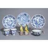 Three Chinese blue & white plates, a pair of verte biscuit parrots, a bowl & two cups, Ming & later