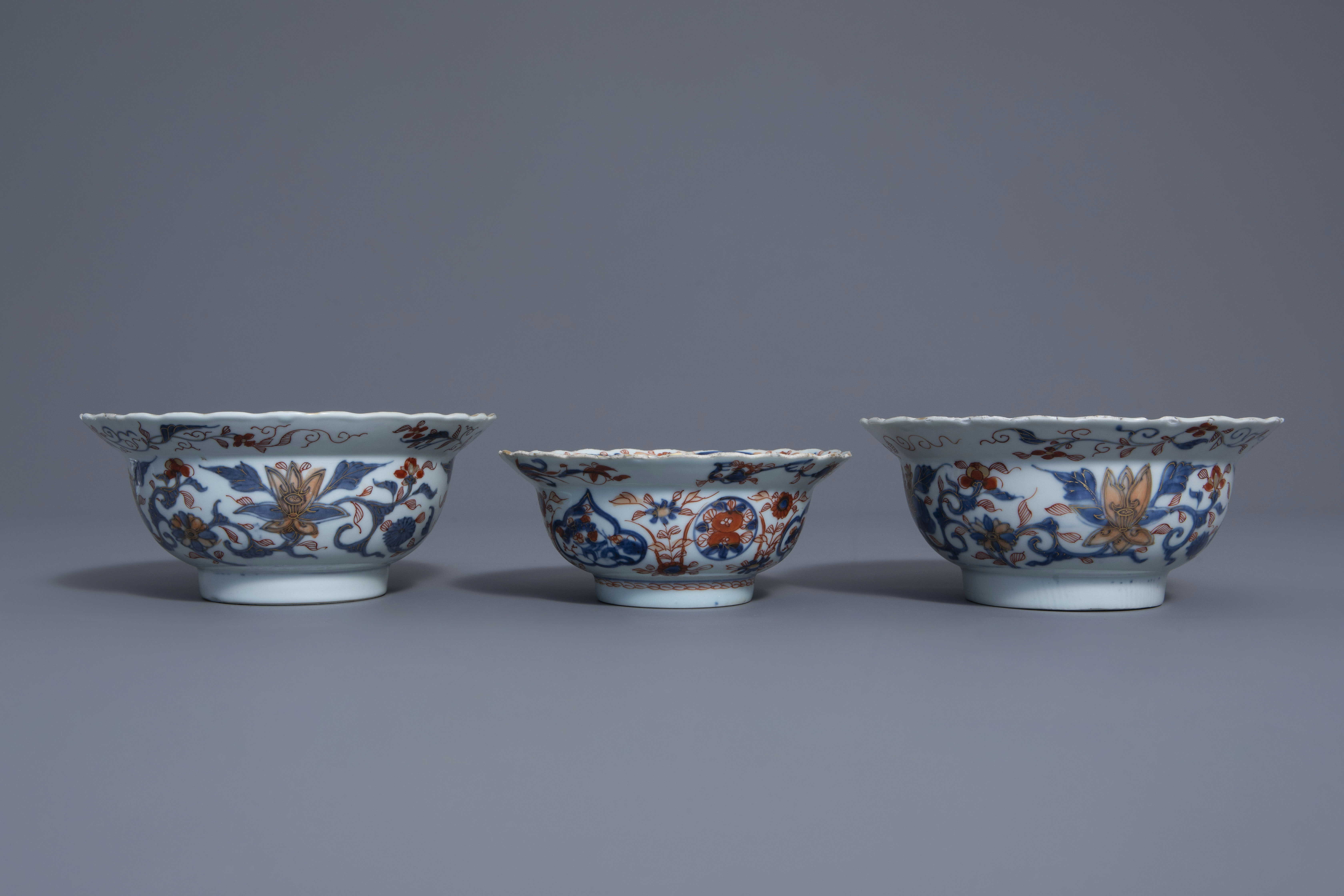 Three Chinese Imari style bowls with floral design, Kangxi - Image 4 of 9