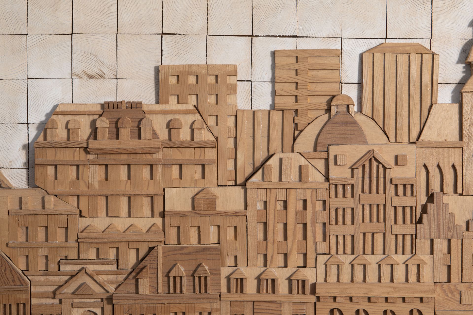 Yves Bosquet (1939): City life, polychrome painted wood sculpture, with accompanying monograph - Image 4 of 14